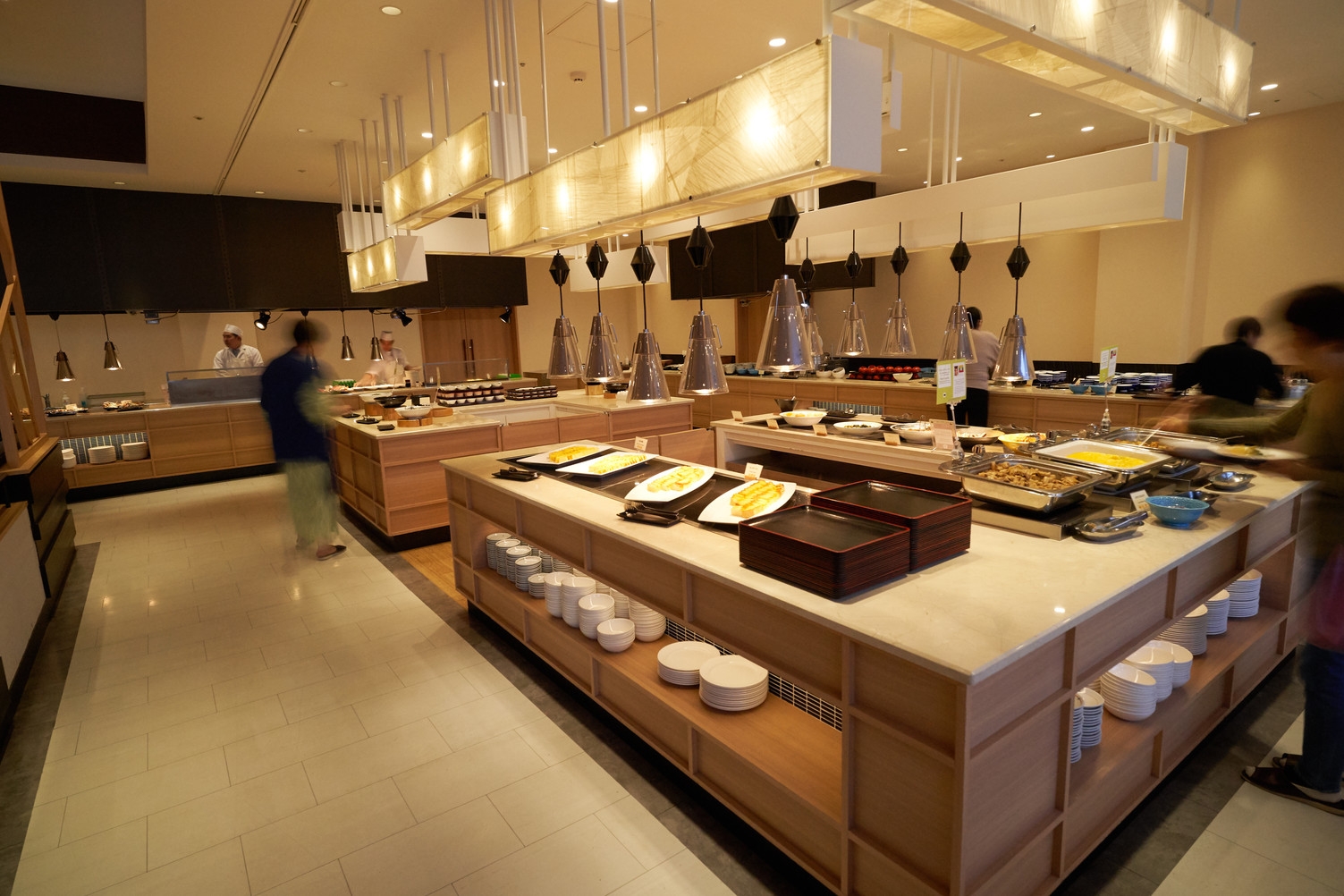 【スタンダード】2つの大浴場と第一滝本館でカニ食べ放題の夕食を楽しむ／ビュッフェ夕・朝食付