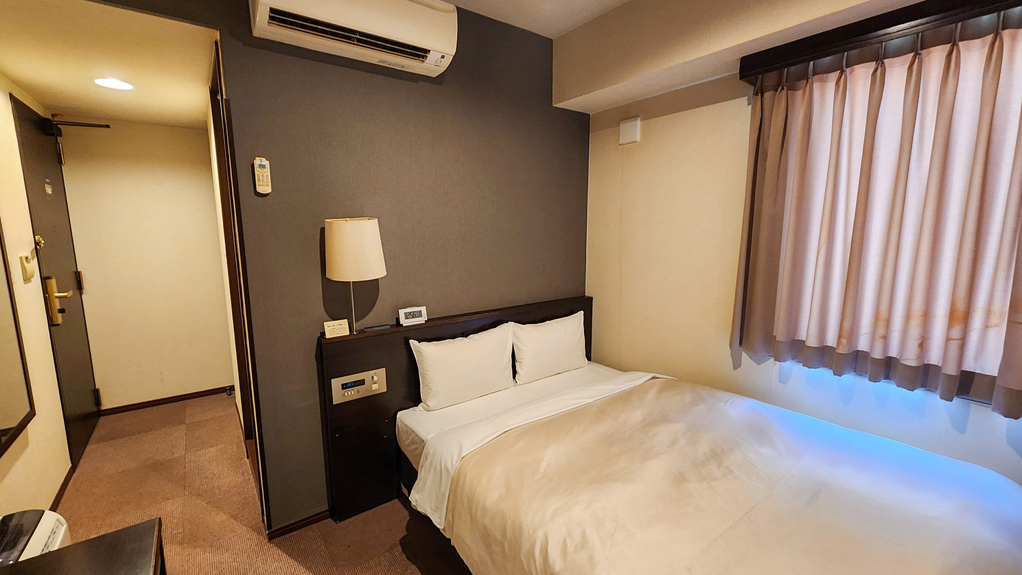 【シングル】 ベッド幅140ｃｍ ダブルベッド  ●喫煙●