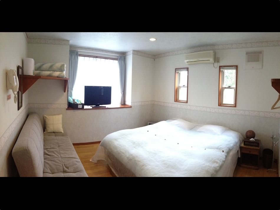 [Room introduction] This is a king-size double room.