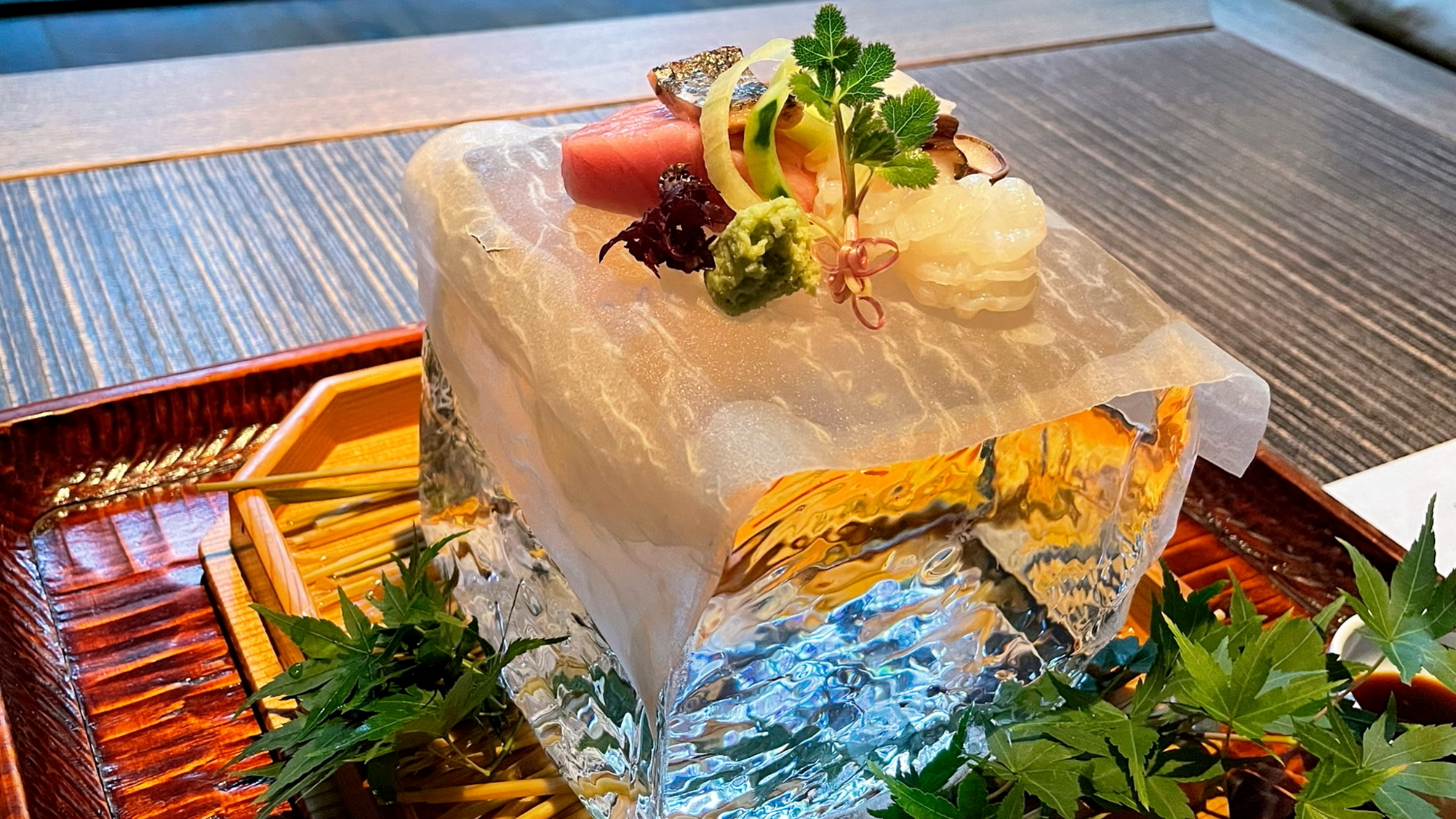 季節に応じたアレンジでお料理をご用意しております。【夕食一例：夏】