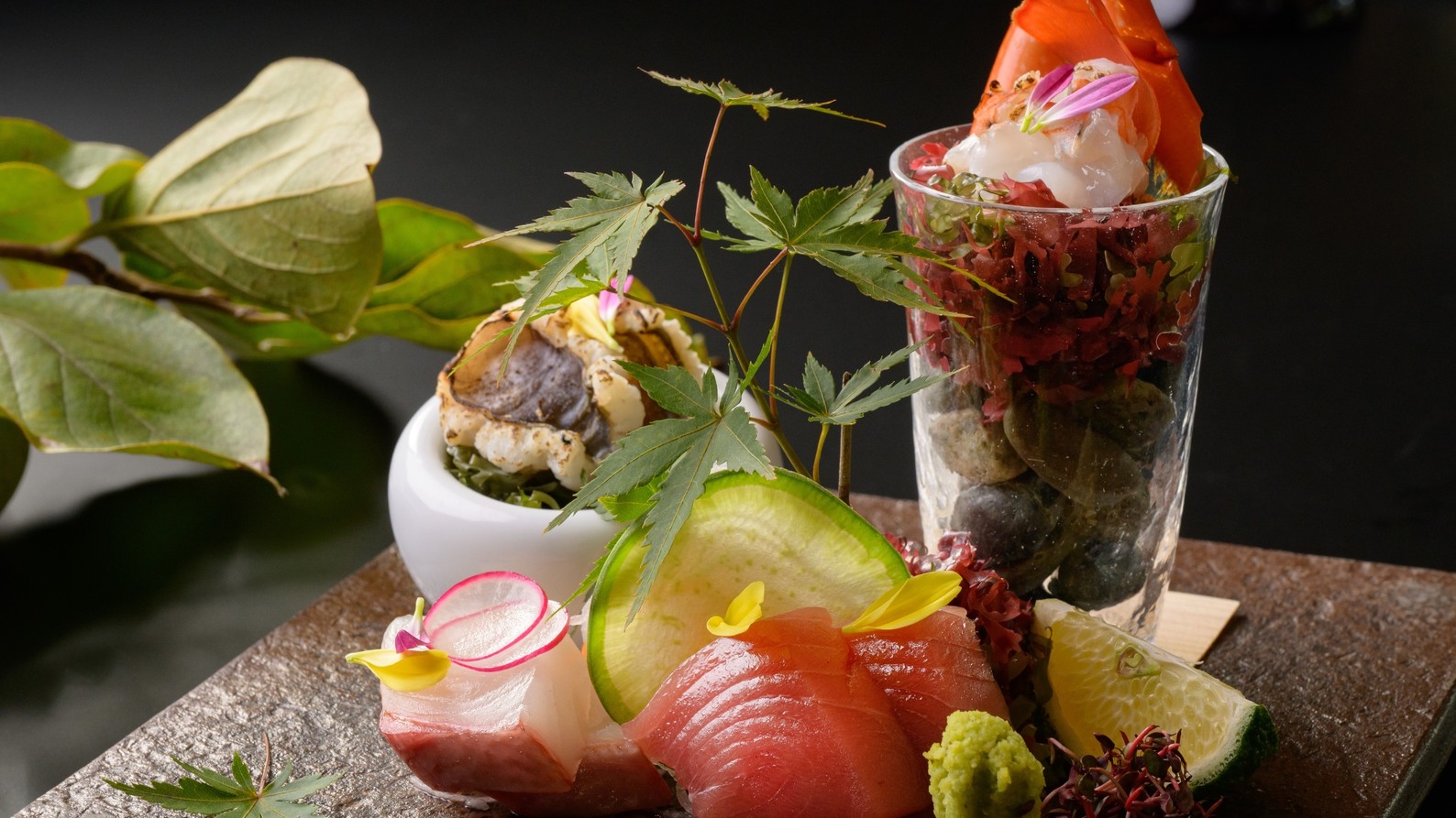 【楽天スーパーSALE】【三重を食す御食国会席】松阪牛・伊勢海老を堪能 —美食オールインクルーシブ—