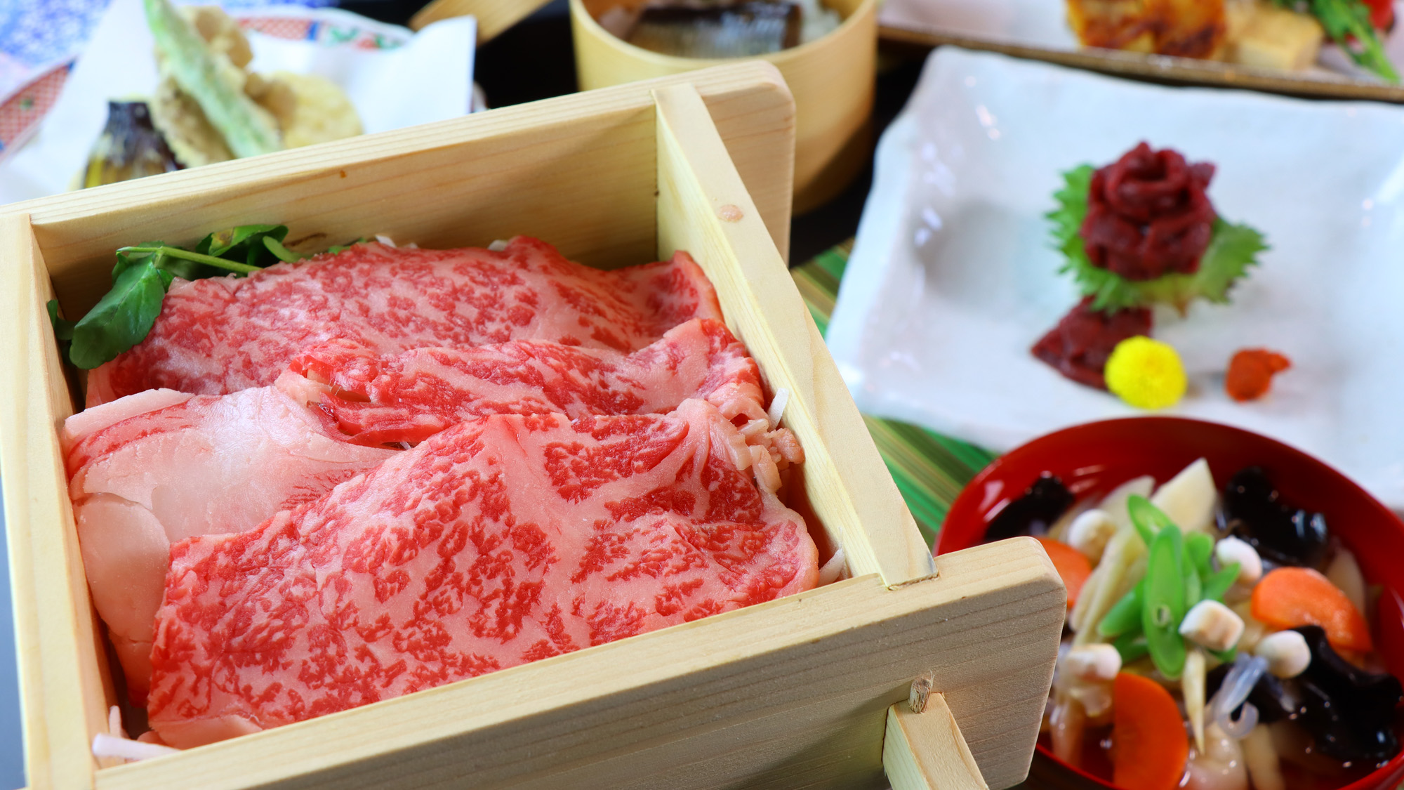#里ーsato－福島牛のせいろ蒸しがメインのコース。