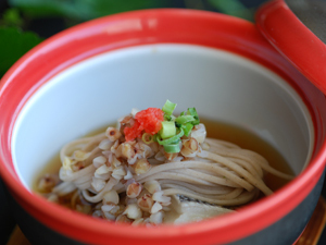 煮物一例　実蕎麦蒸し