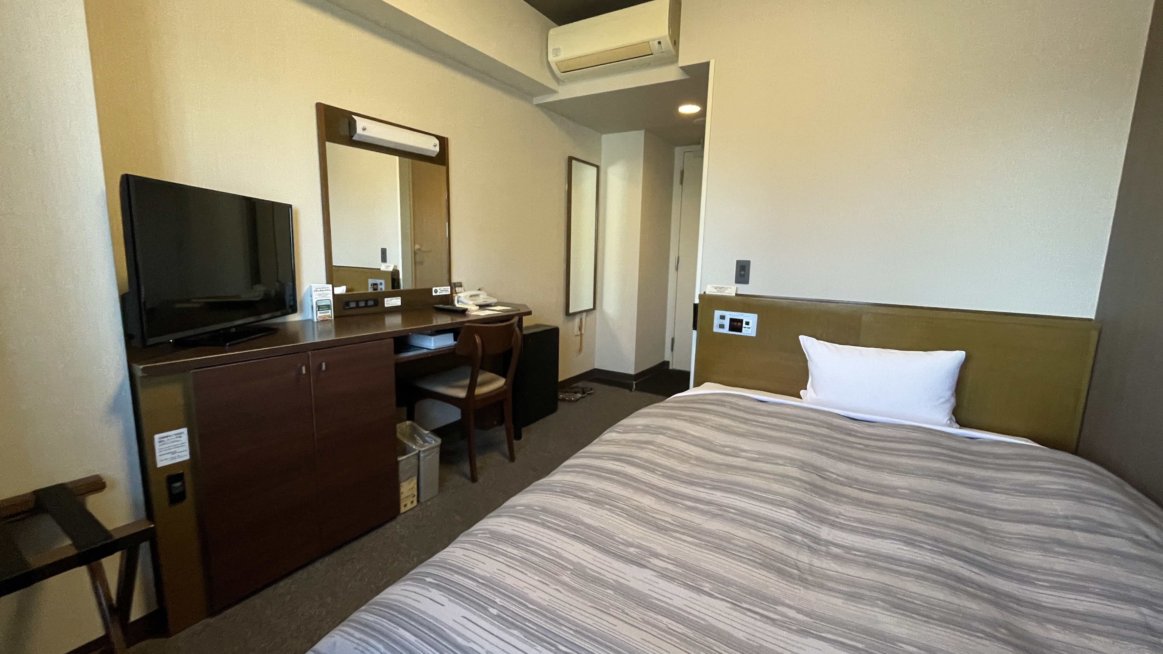 スタンダードシングルルーム