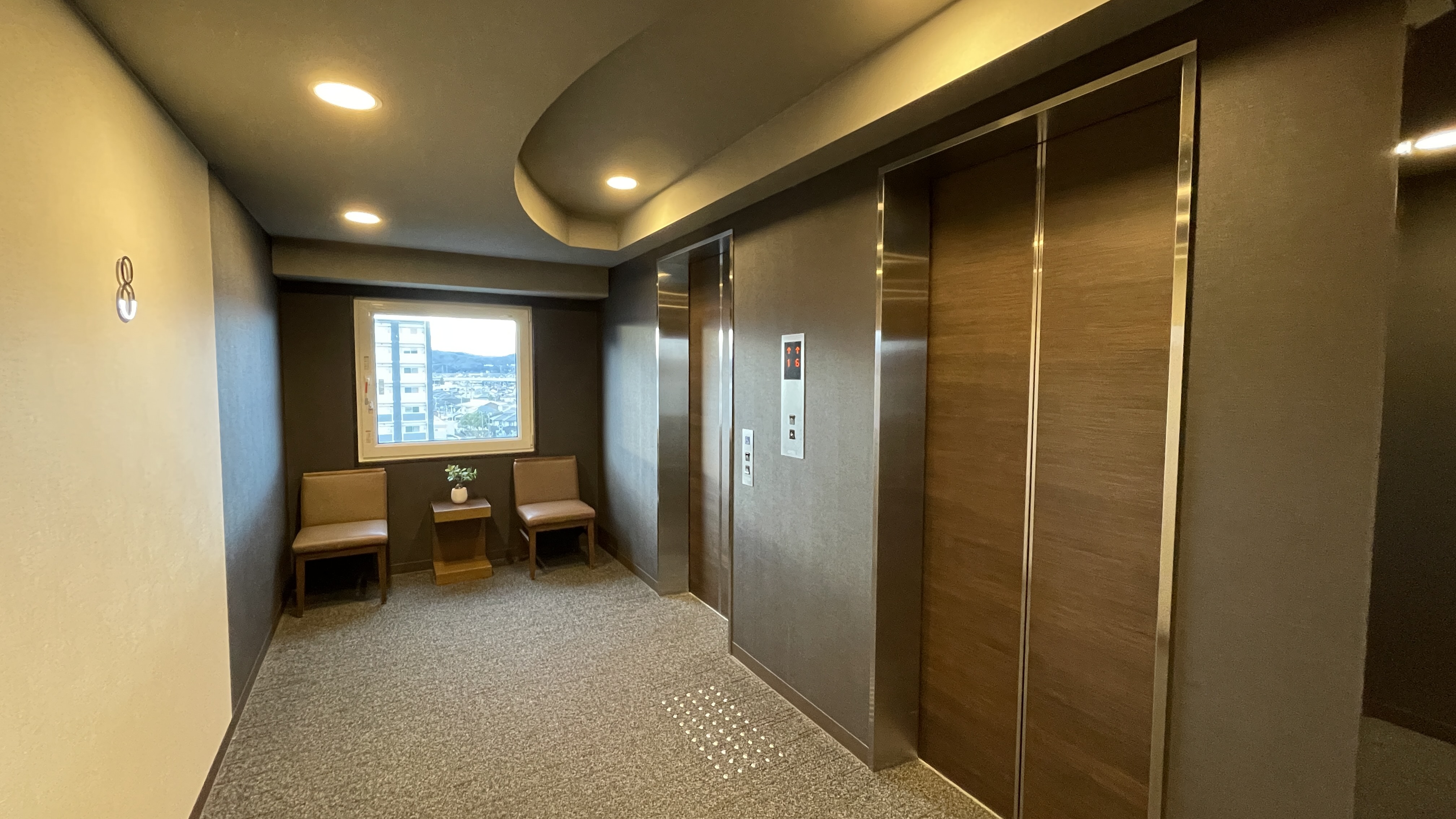 エレベーターホール