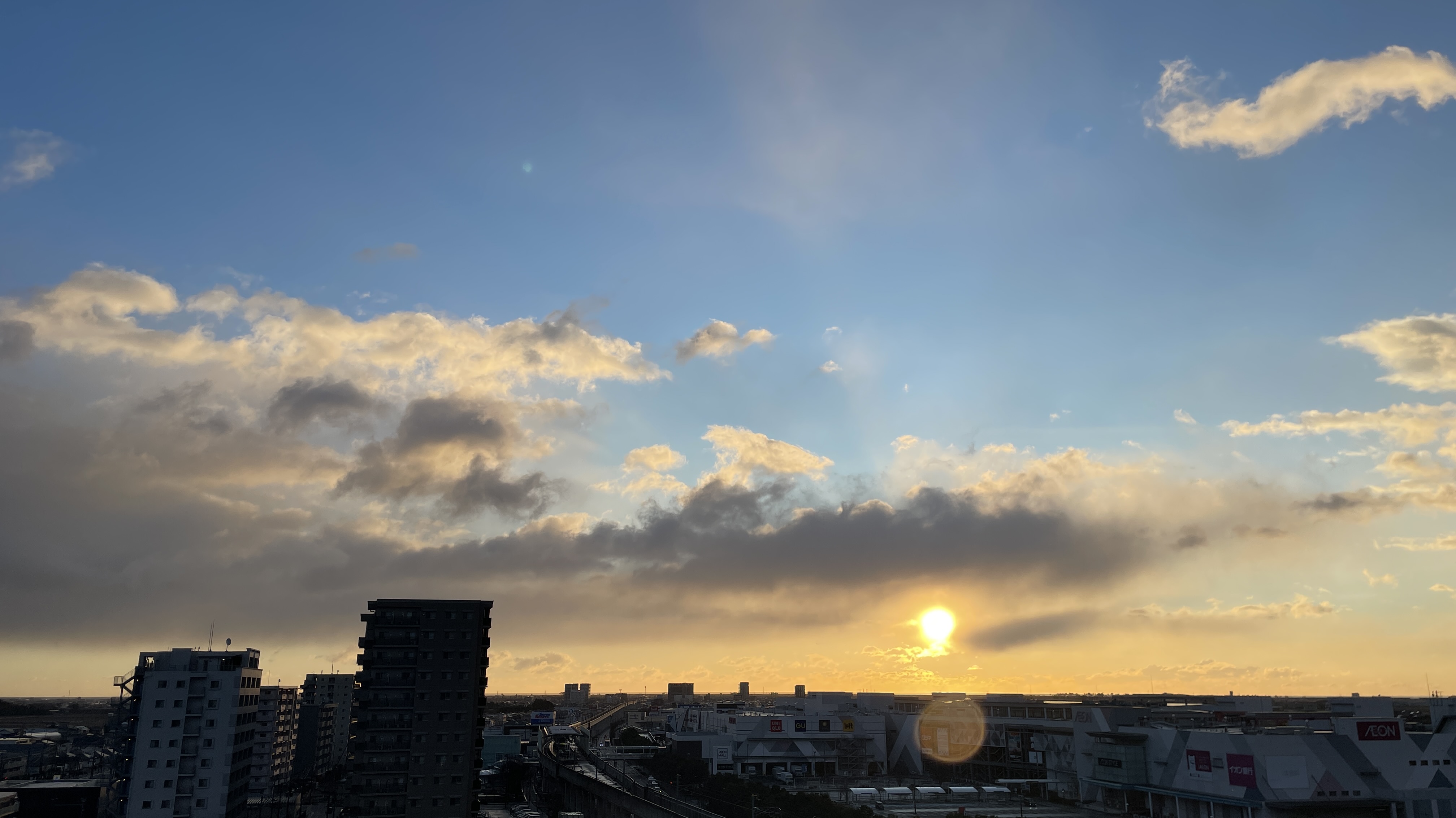 東側（海側）朝日