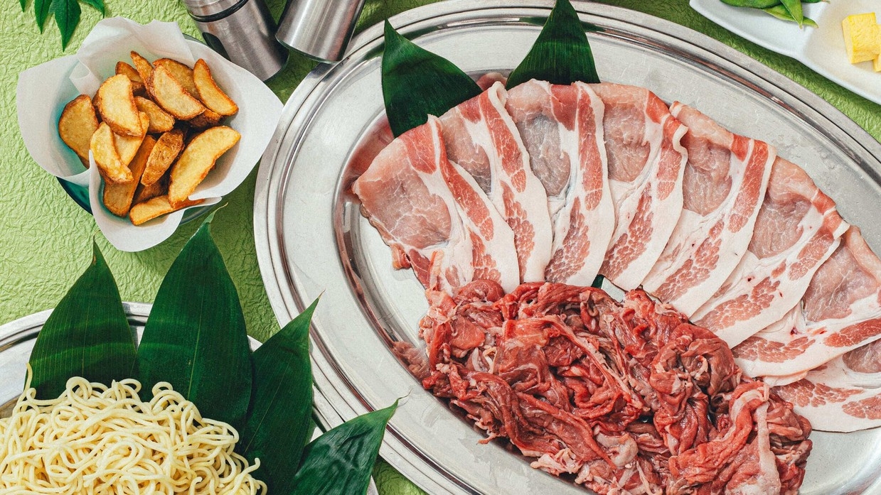 【カジュアルＢＢＱ〜焼きそば付】90分飲み放題付き☆お子様にも人気のプールサイドバーベキュー