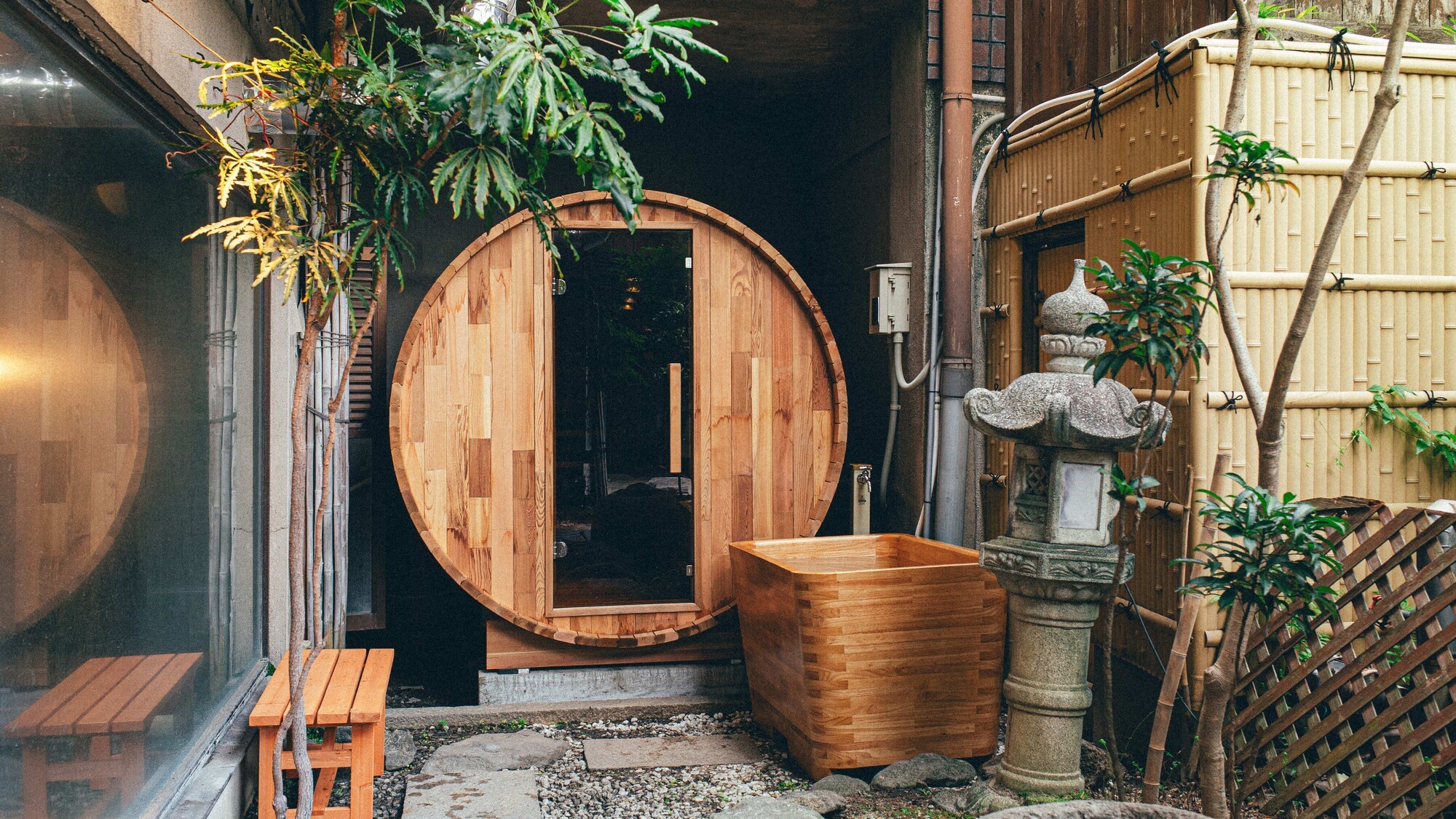 サウナ外側