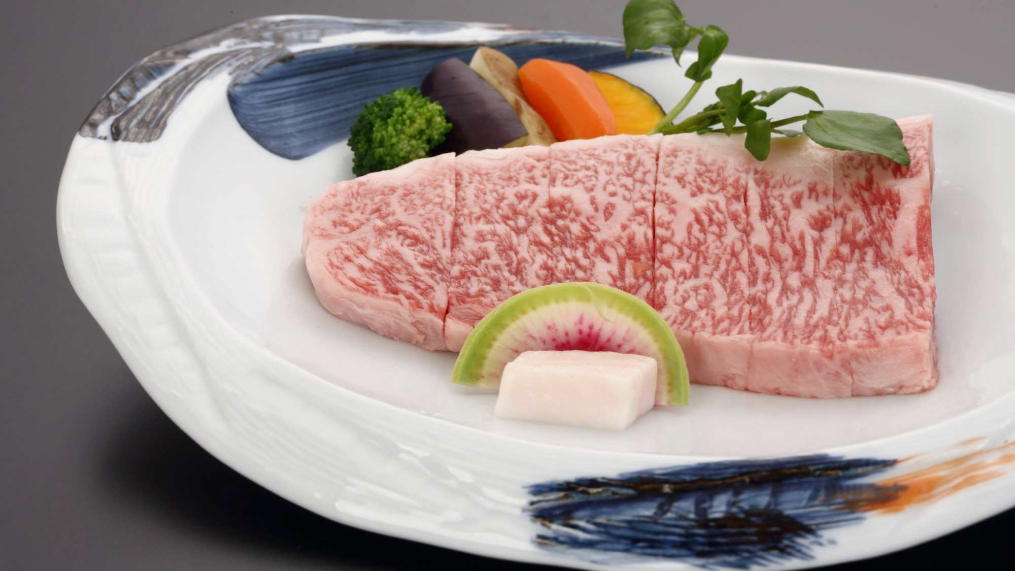 *神戸牛のロースステーキ（一例）