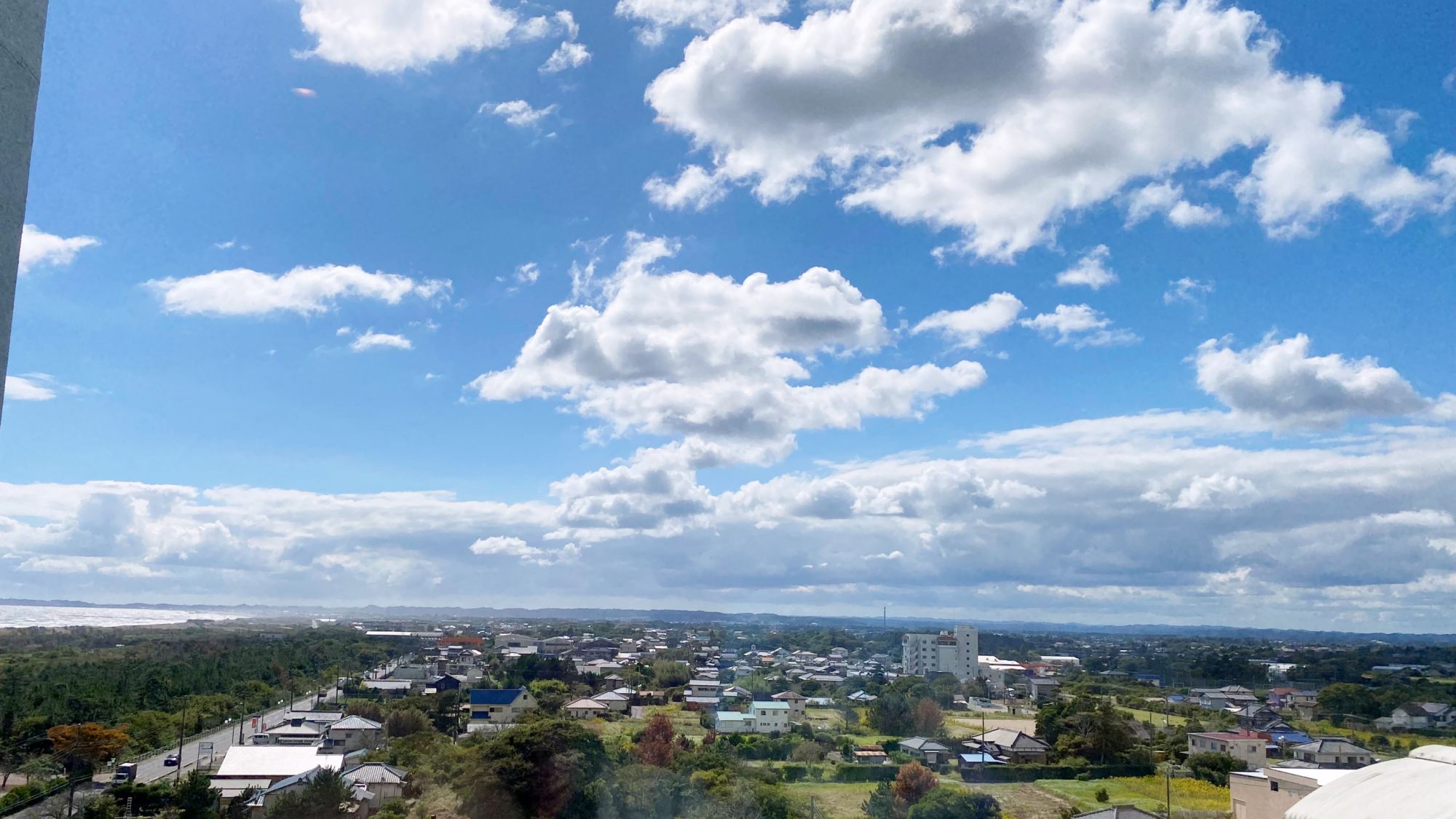 *【客室】洋室トイレ付/1～2名様用。客室から望む絶景が旅の疲れを癒します。
