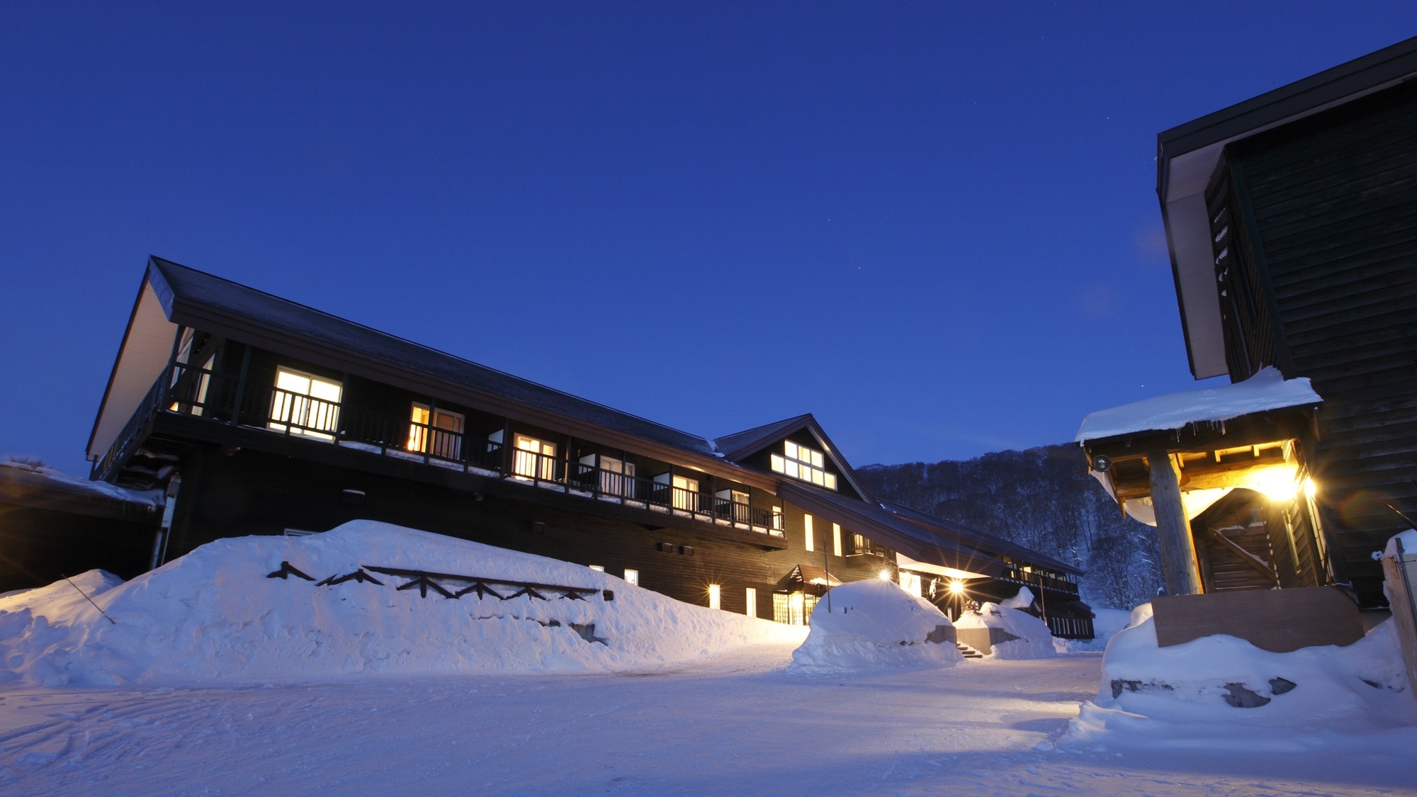 ＜12/30〜1/2・連泊＞【年末年始限定】エリア唯一の雪見露天！お正月は山岳リゾートで（2食付）
