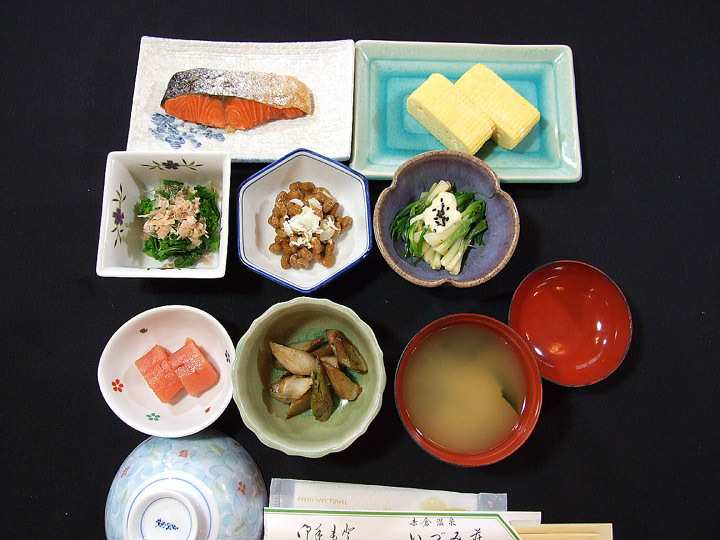 1泊朝食付お手軽プラン（浴衣、タオル別料金）朝食はご飯＋汁物＋他２・３品、最終チェックイン21時