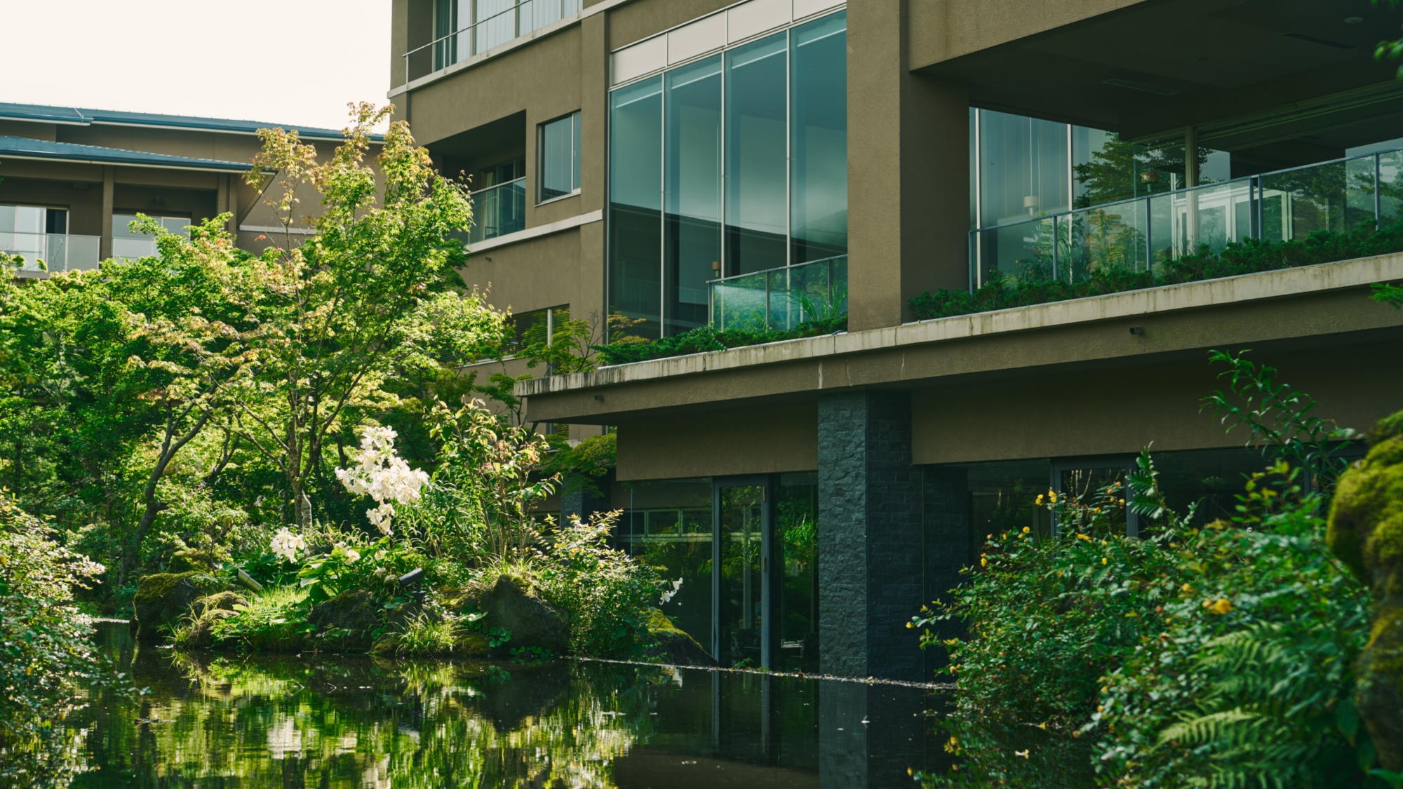 【寿司・天麩羅コース】匠の技を間近で愉しむライブカウンター／1泊2食付