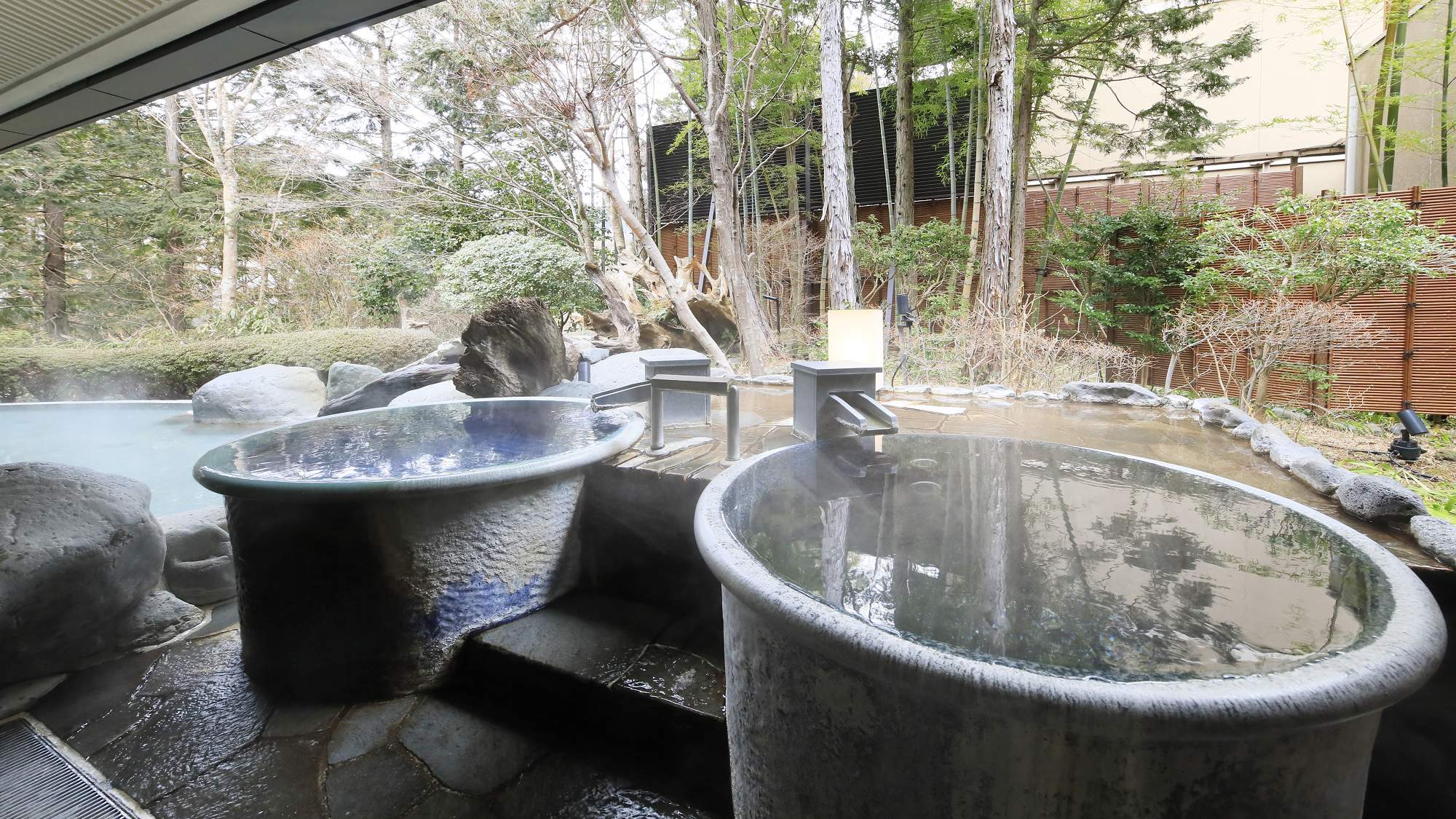 【温泉大浴場「たまゆら」】壷風呂