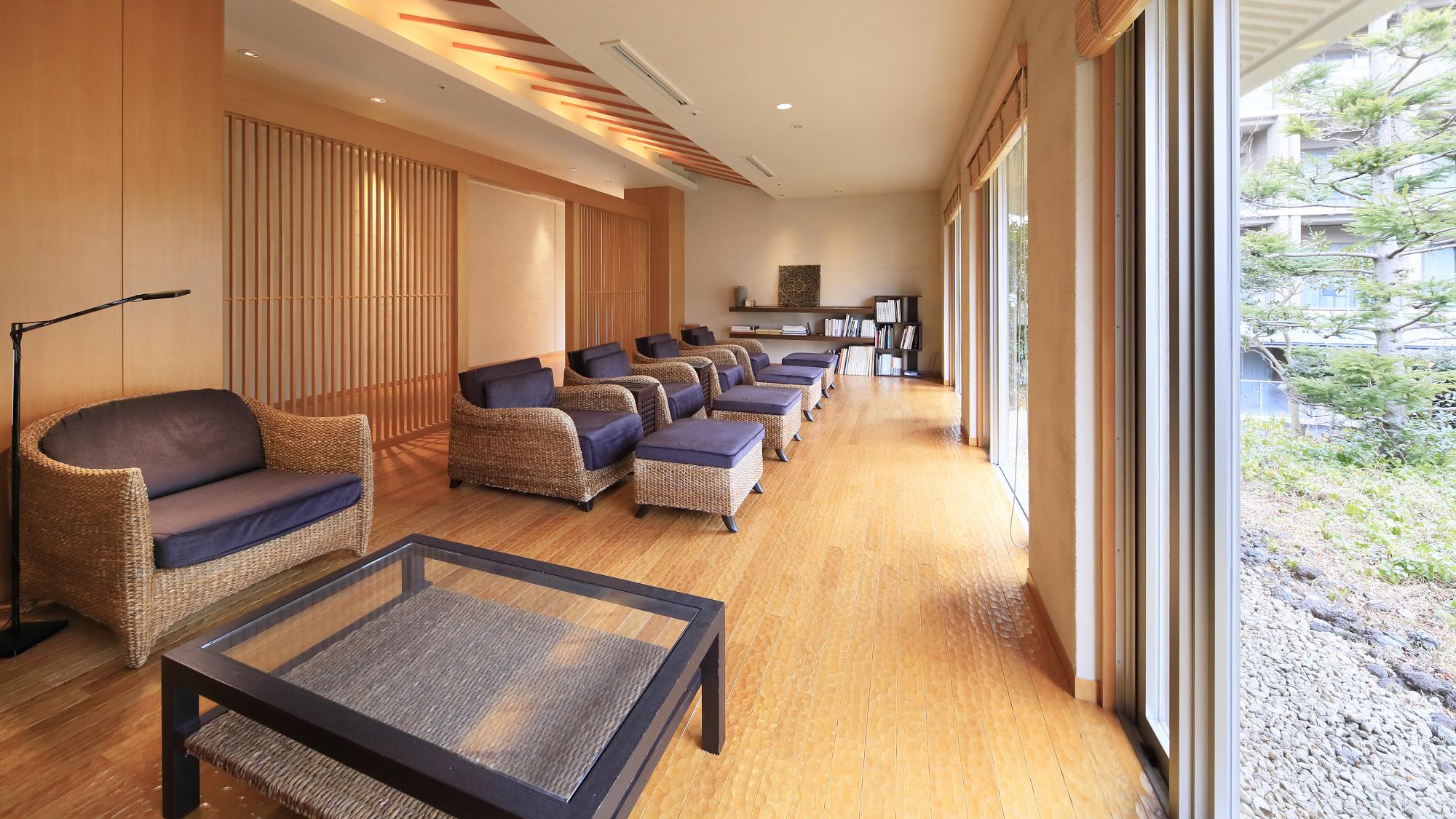 湯上がりラウンジ