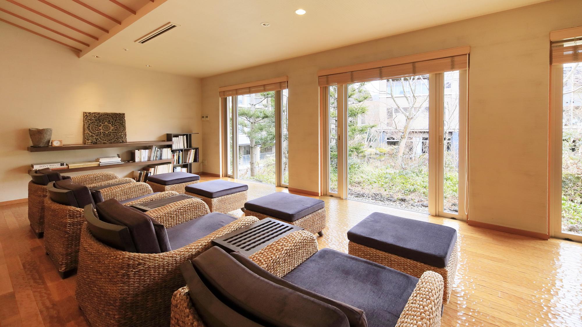 湯上がりラウンジ