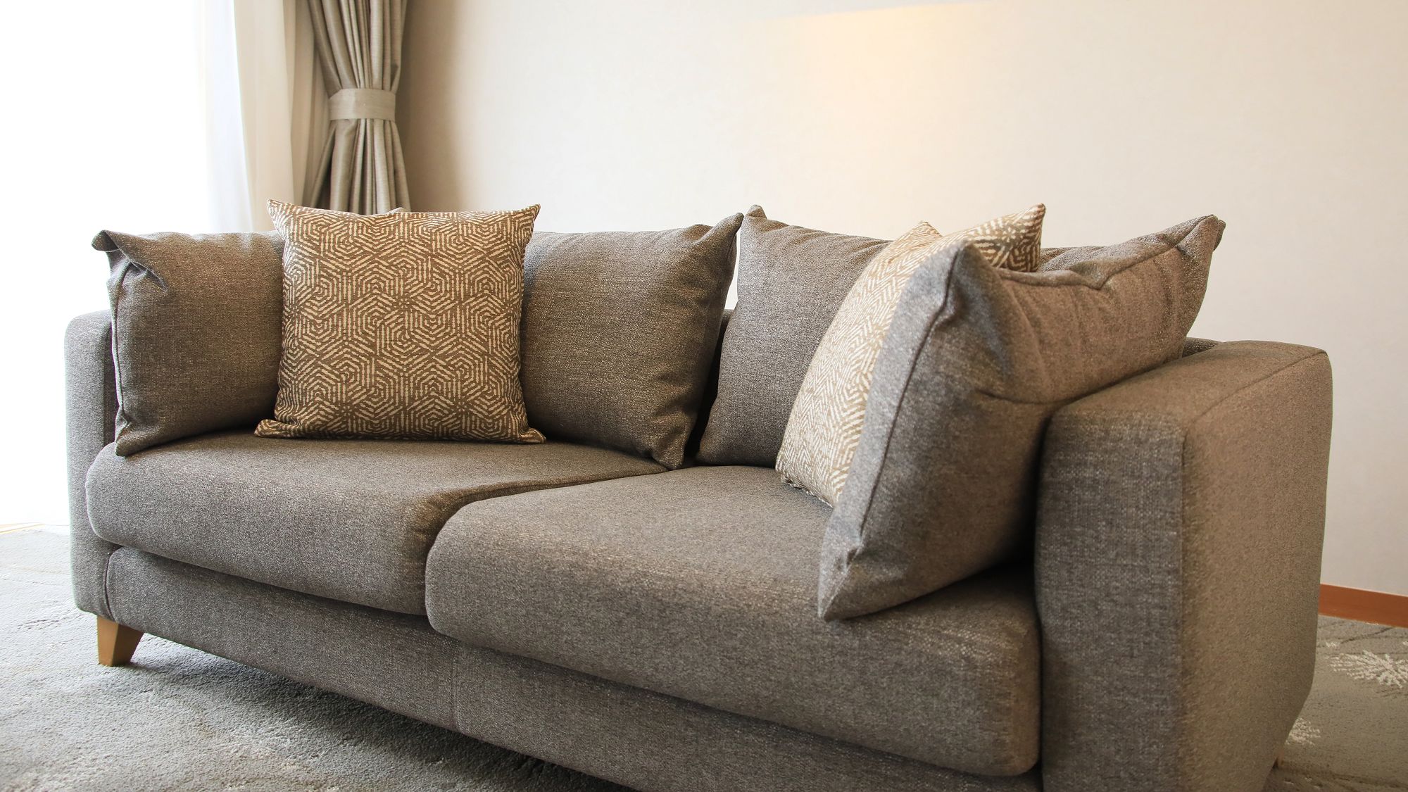 ソファ　※客室によって異なります