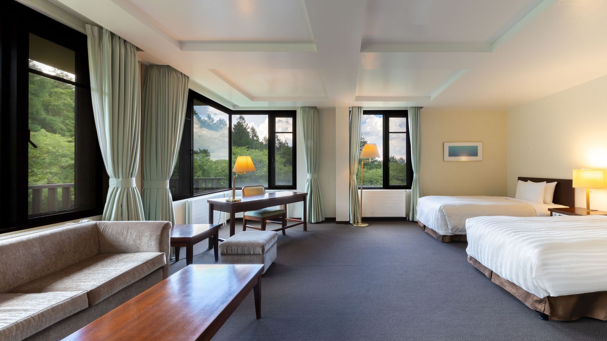 【中央館】ジュニアスイート（57平米）■禁煙■