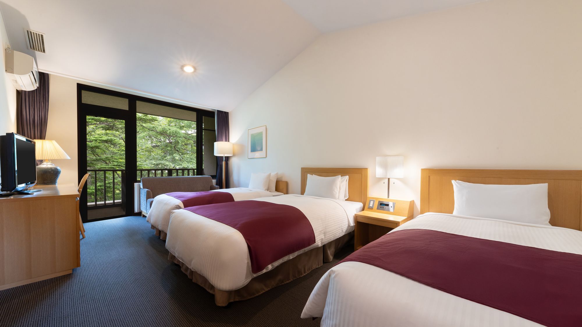 【中央館】デラックスツイン (3名様セット)