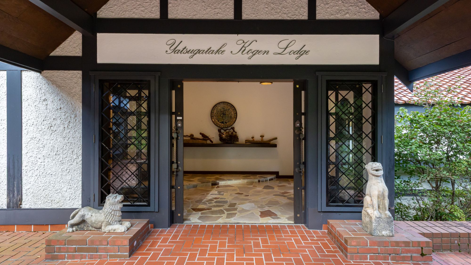 ホテルエントランス