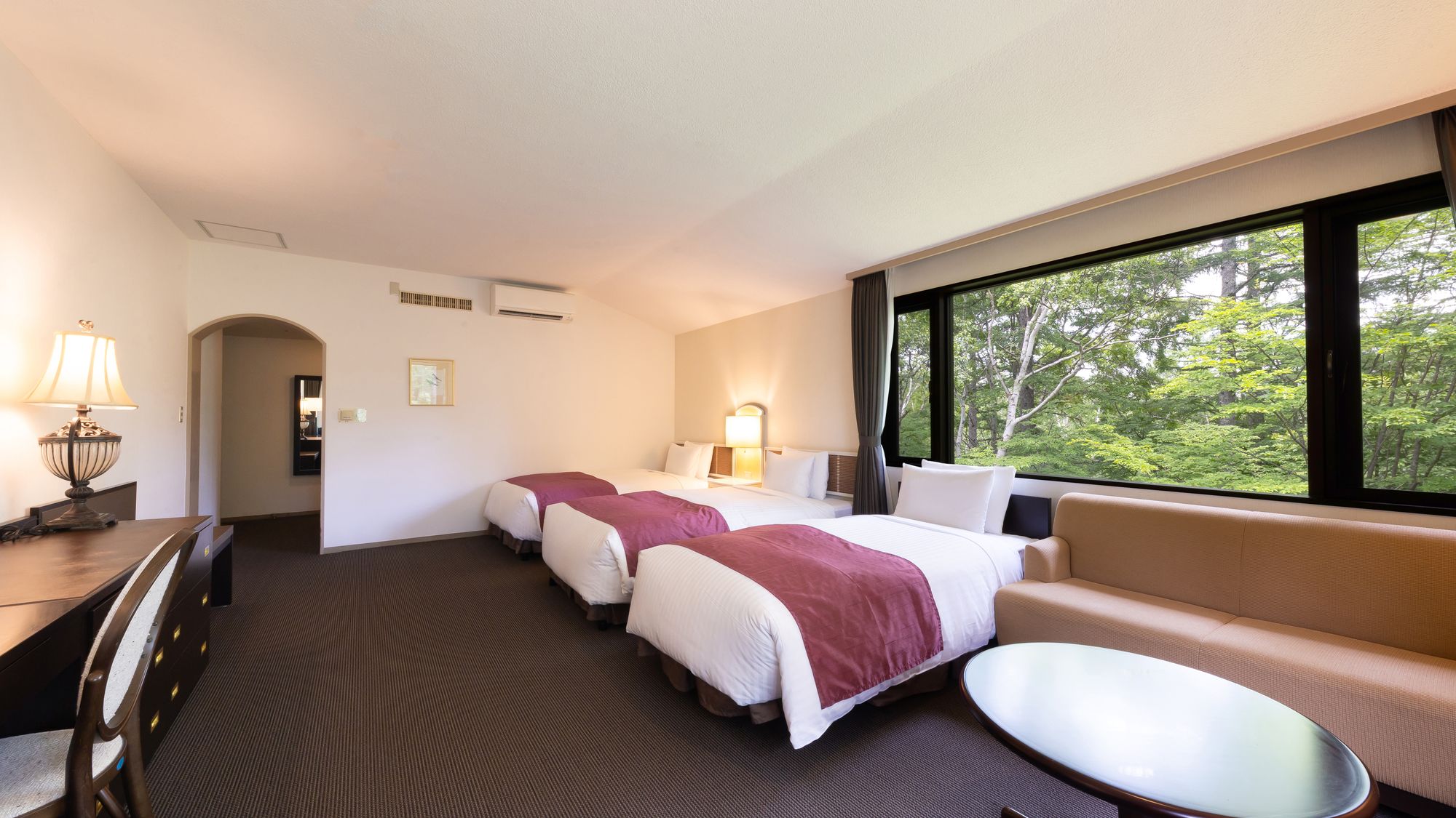 【南館】コーナー（3名様セット）