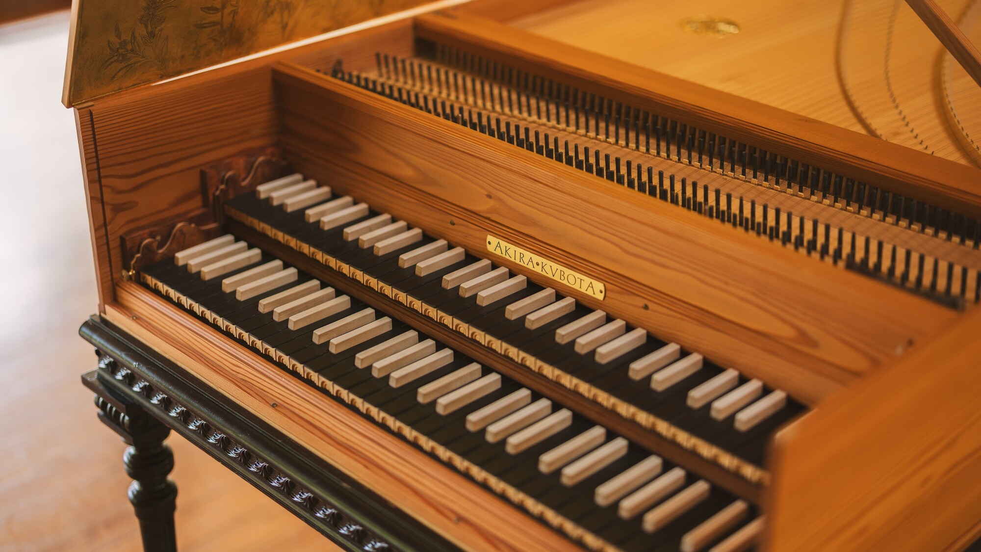 【八ヶ岳高原音楽堂】カラマツチェンバロ