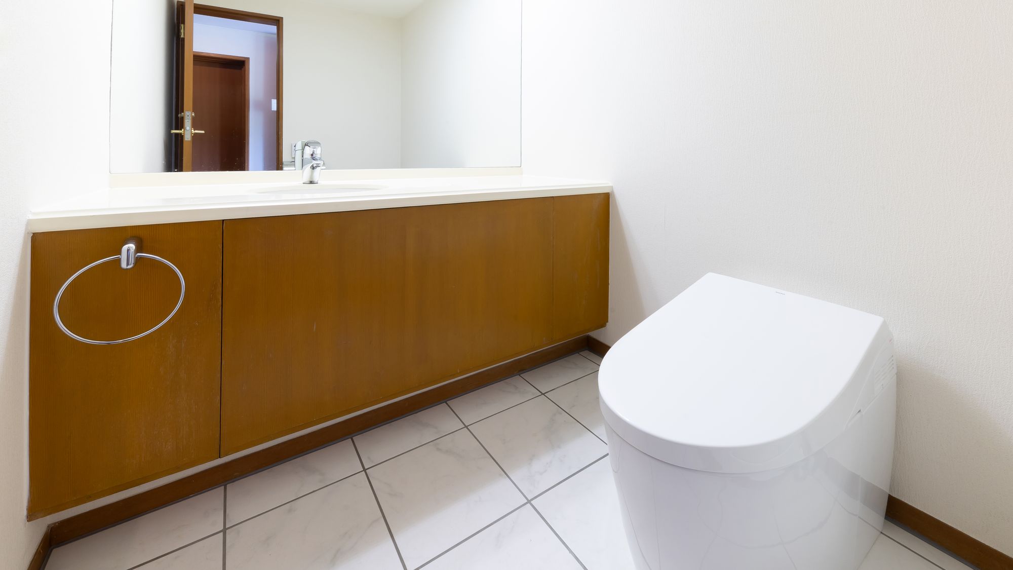 【中央館】スイートルーム  バスルーム