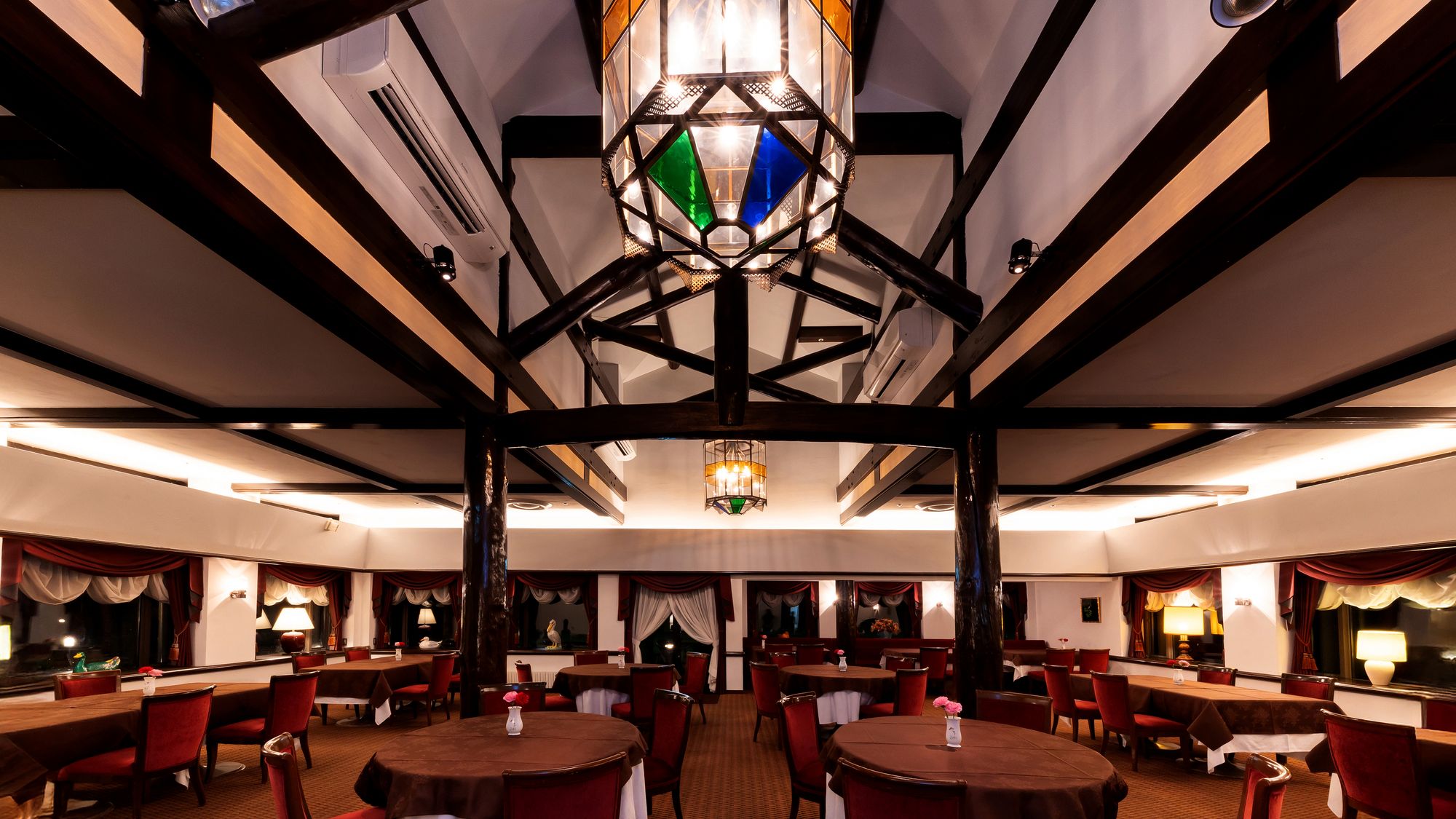 メインダイニング「ル・プラトー」