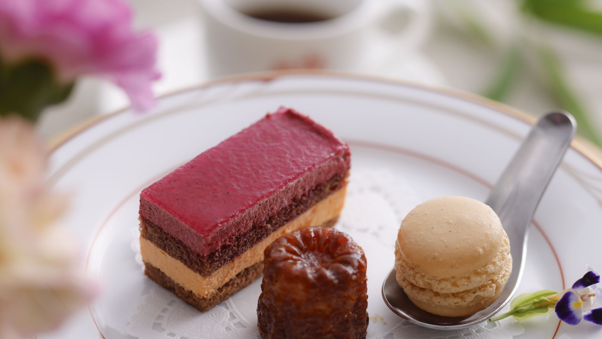 【八ヶ岳高原ヒュッテ】ティールームタンネ ～デザートセット～