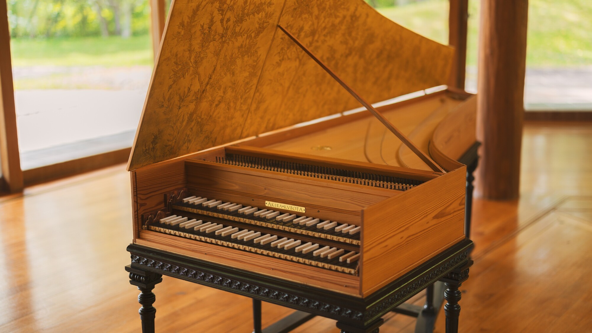 【八ヶ岳高原音楽堂】カラマツチェンバロ