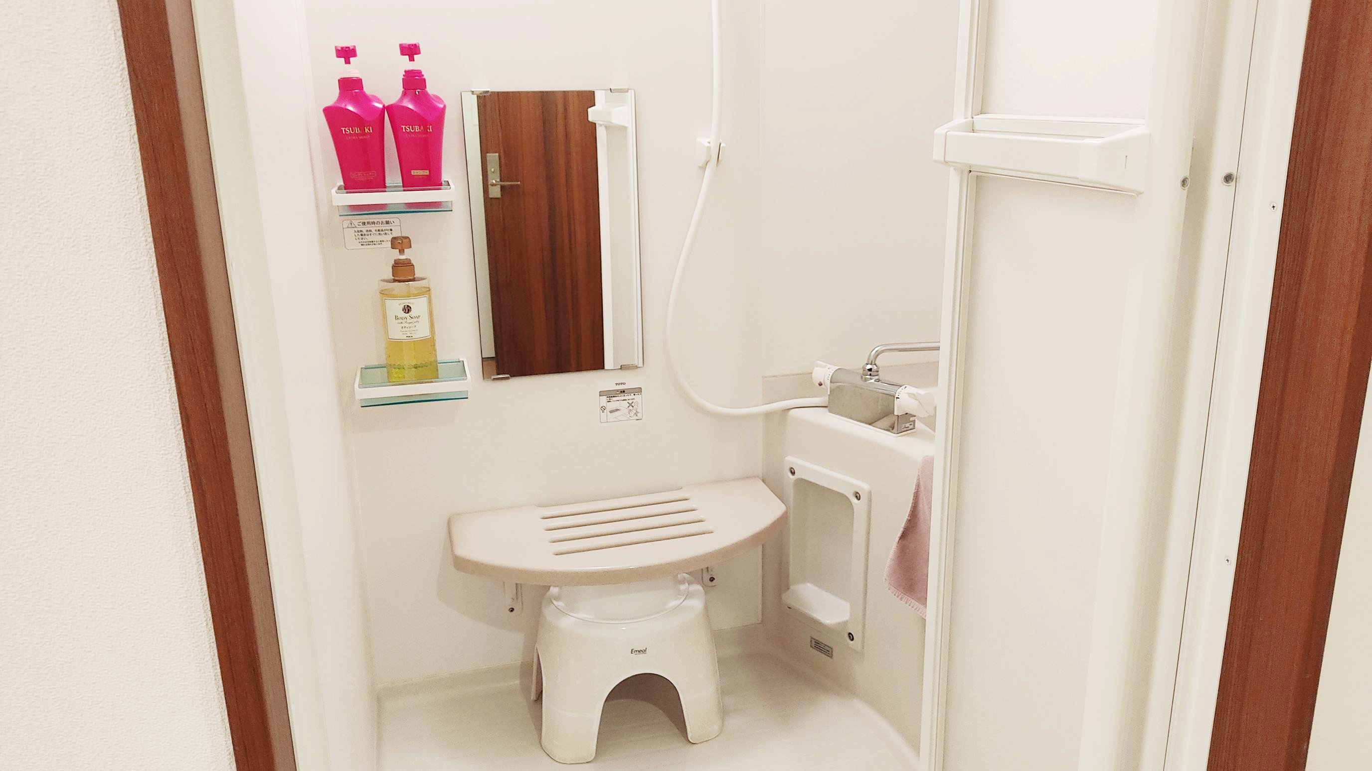 セパレートタイプの浴室