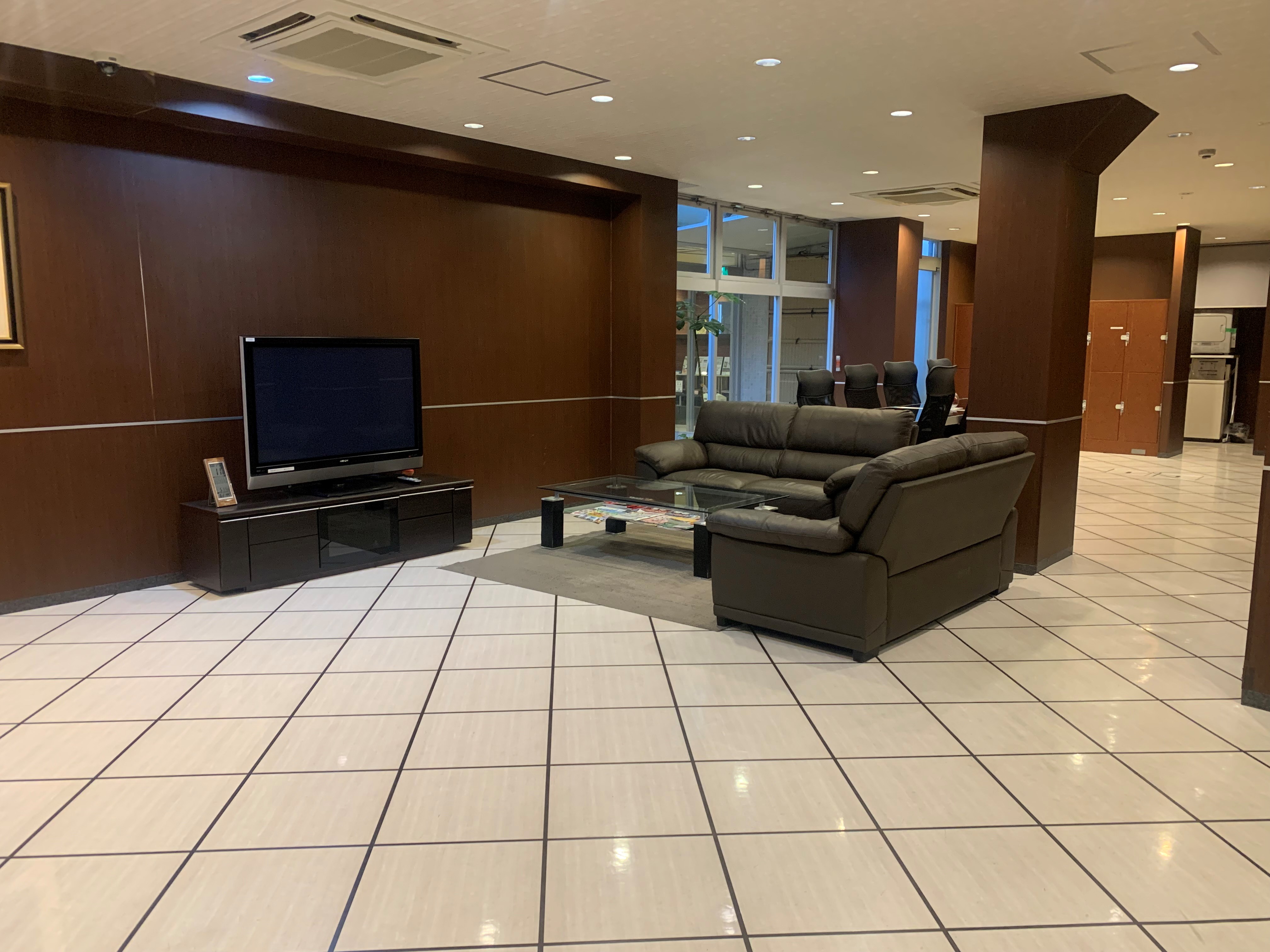 別館ロビー（ゆったりソファー付き）