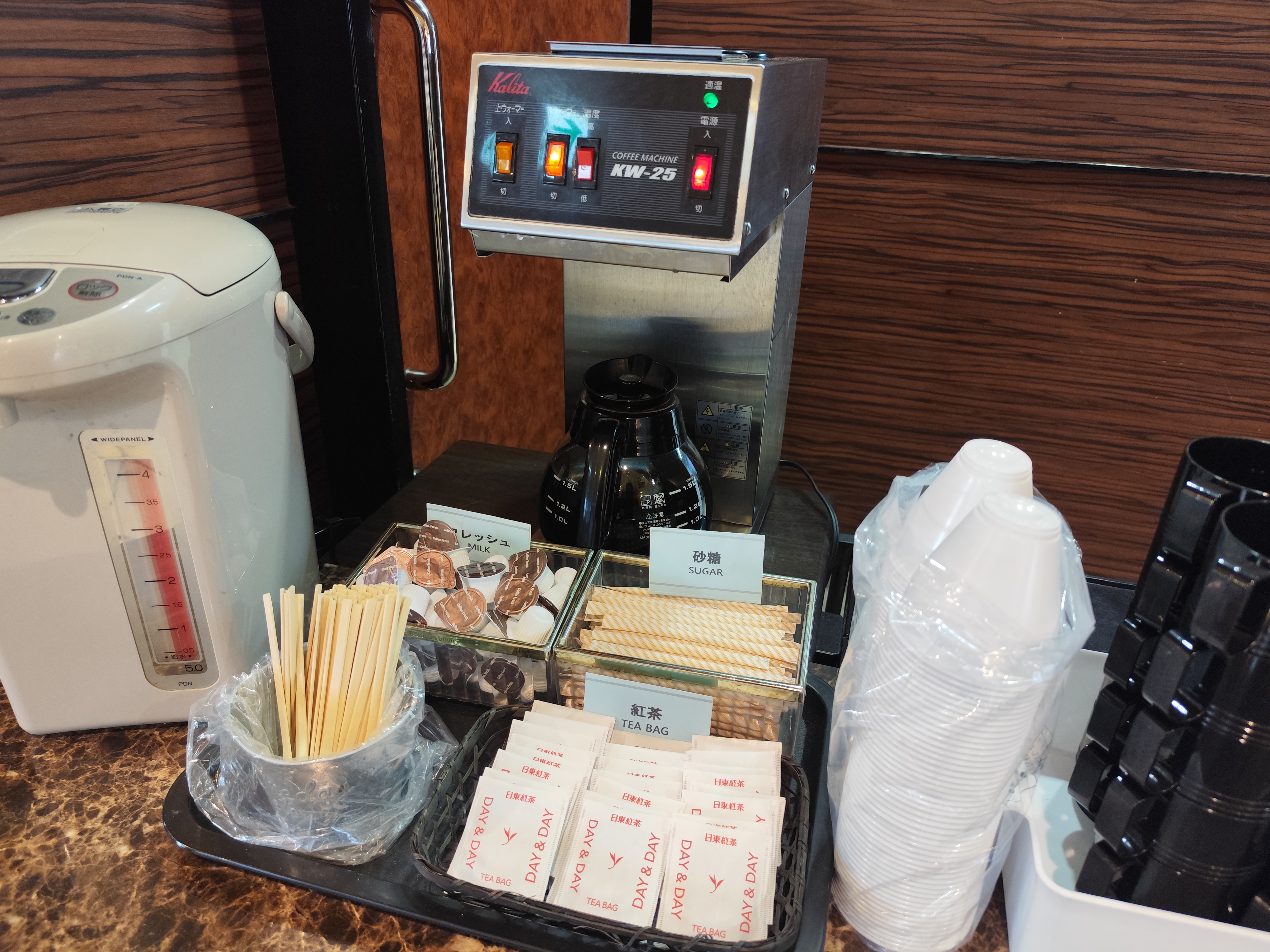 珈琲＆紅茶コーナー