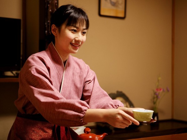 【1泊夕食付】☆朝は朝食なしで早くに出発♪朝が苦手な人もゆっくりしていって♪