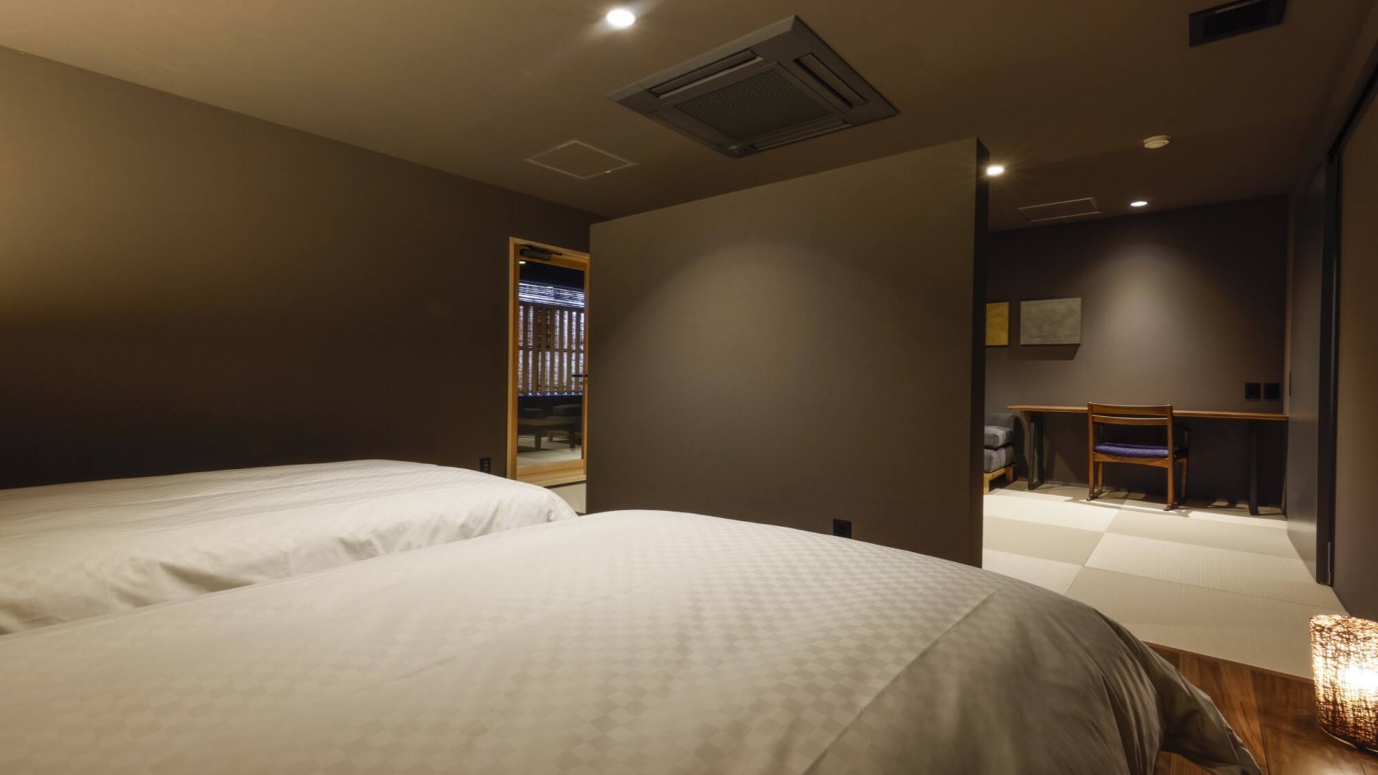 夕陽：ベッドルーム