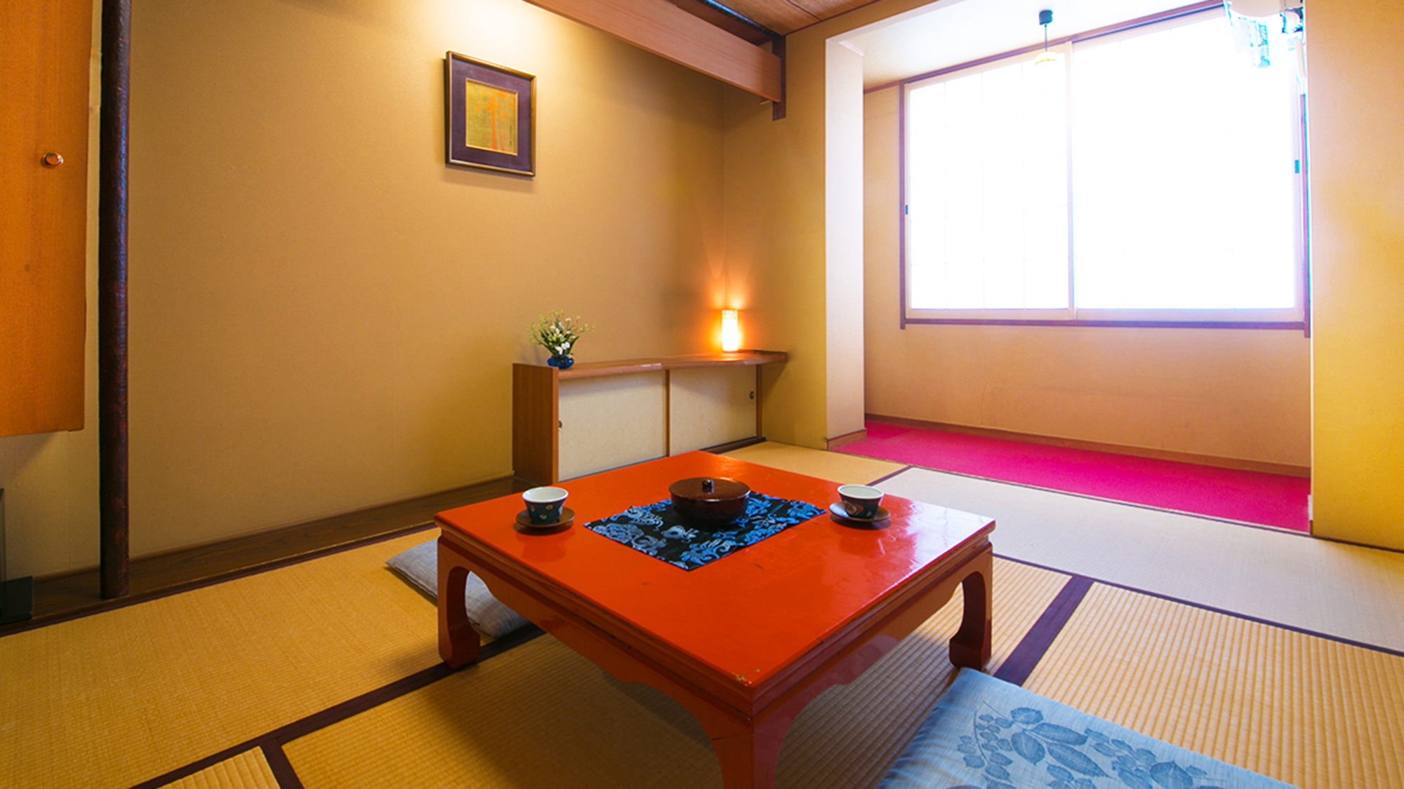 6畳の和室。こじんまりとしていて趣があるお部屋