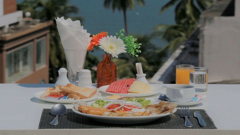 朝食ビュッフェ