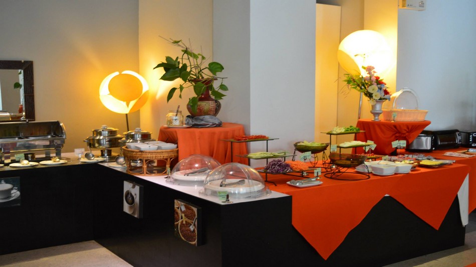 朝食ビュッフェ