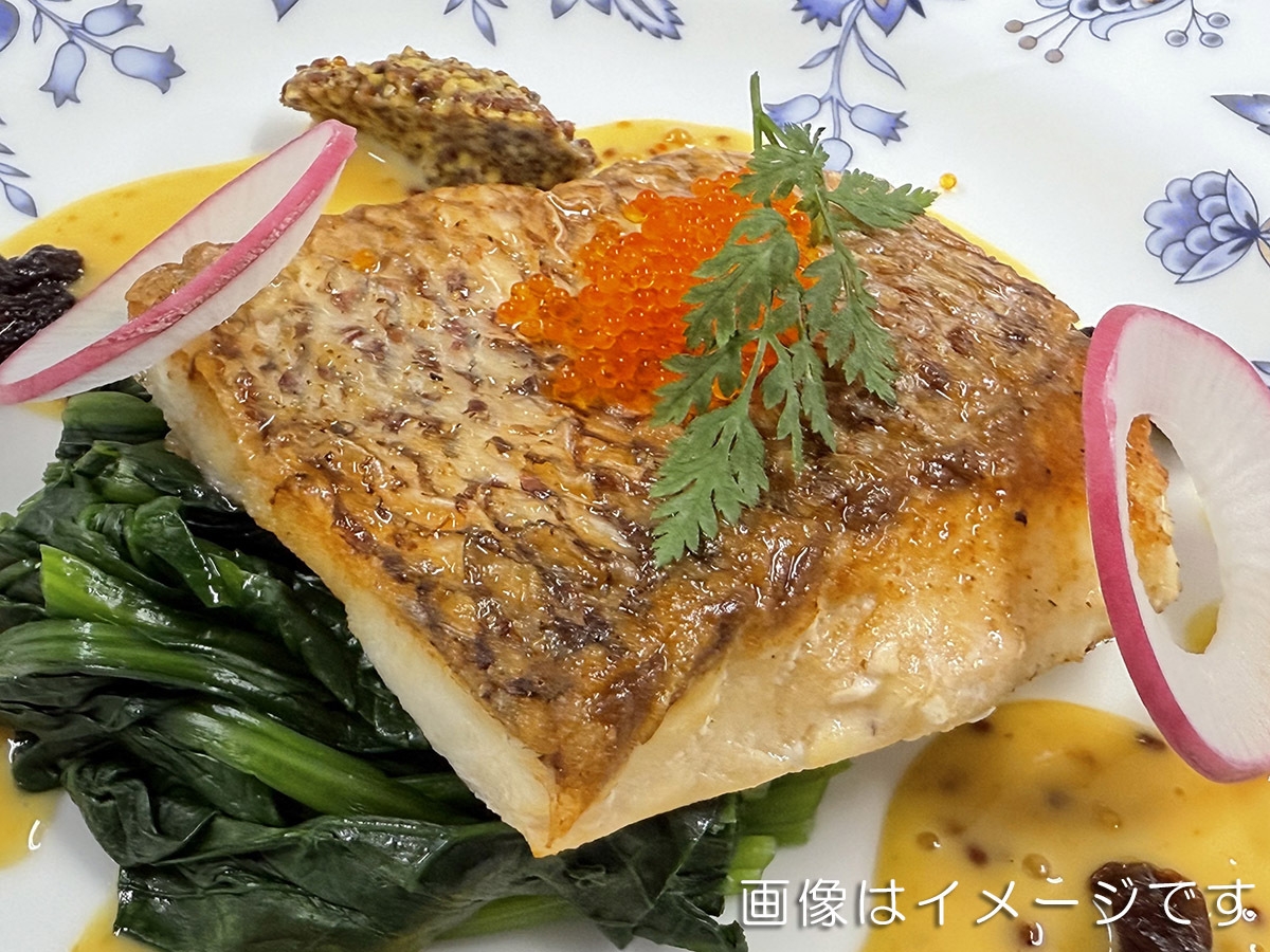 カメリアディナー付プラン◆平日はメイン料理＋セミバイキング◆１泊夕食付