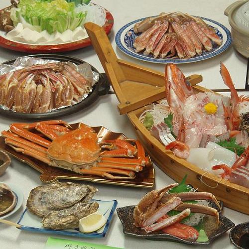 民宿わだの日帰りかにフルコース。茹でガニとカニ刺し