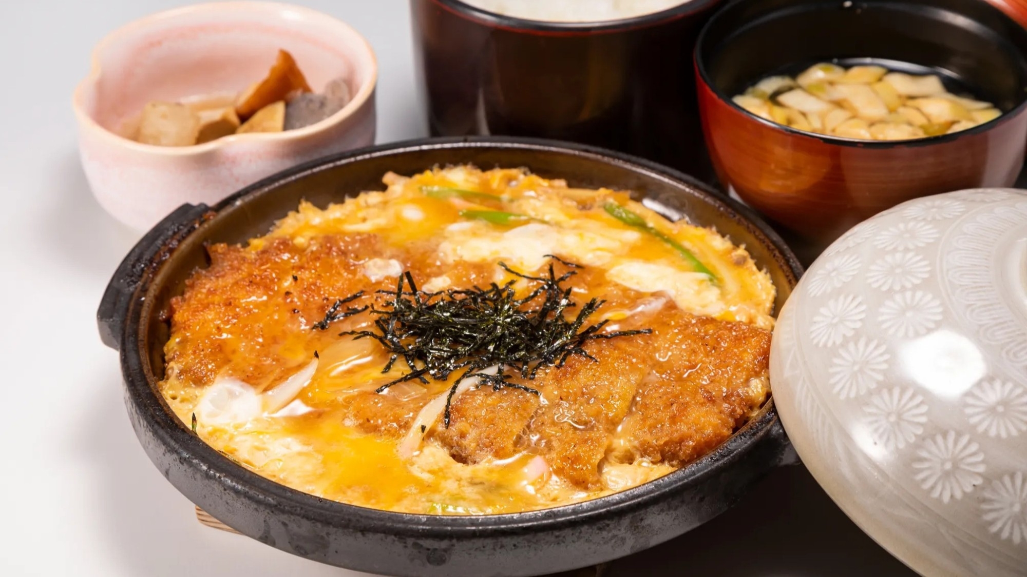 スタンダードプラン（２食付き）駐車場無料／大浴場＆サウナ