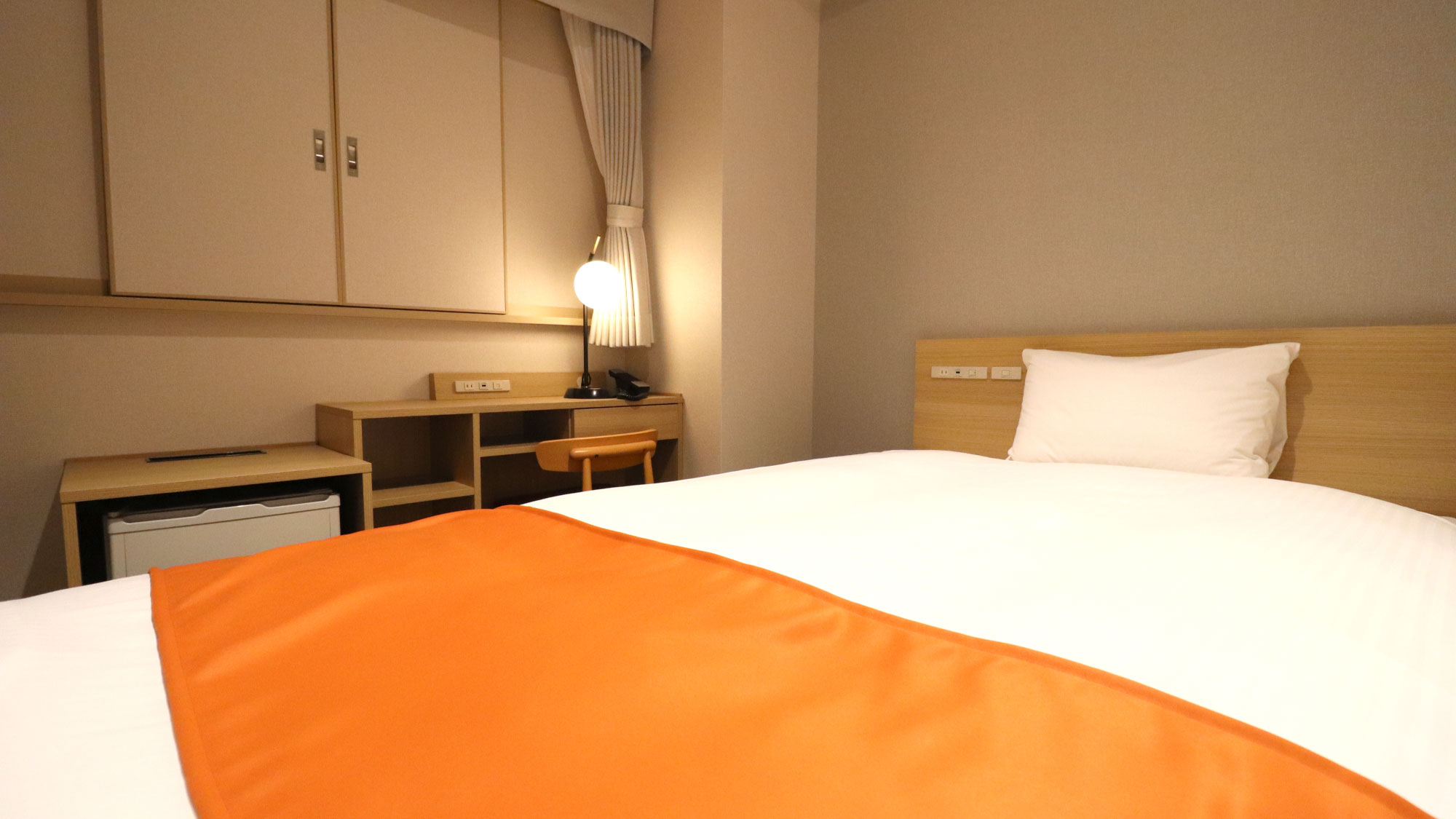 セミダブルルームB-Type