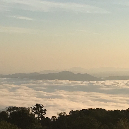 大岡山からの雲海