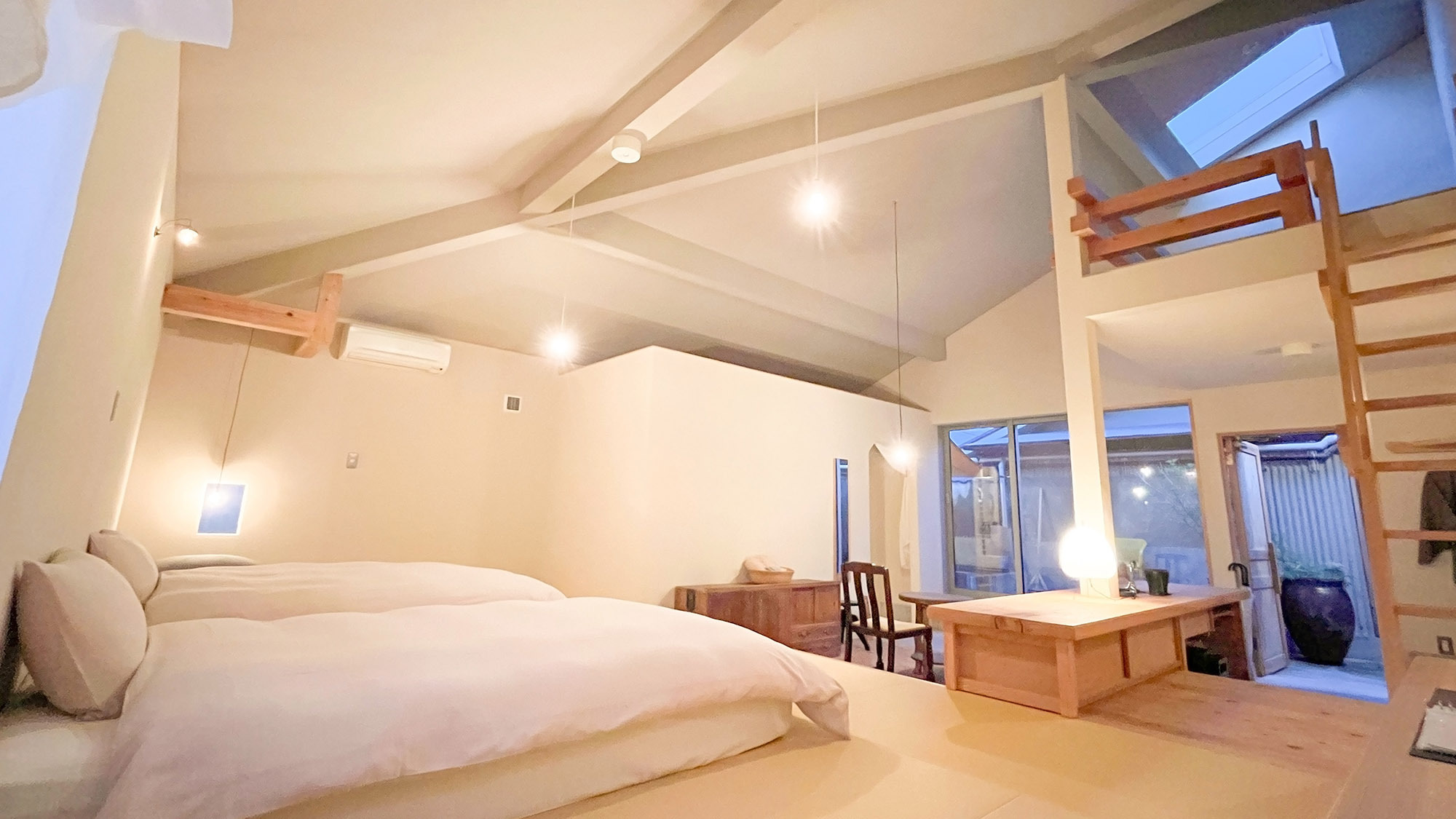 ・【北棟 姫沙羅12】天井が高く開放感のあるお部屋です
