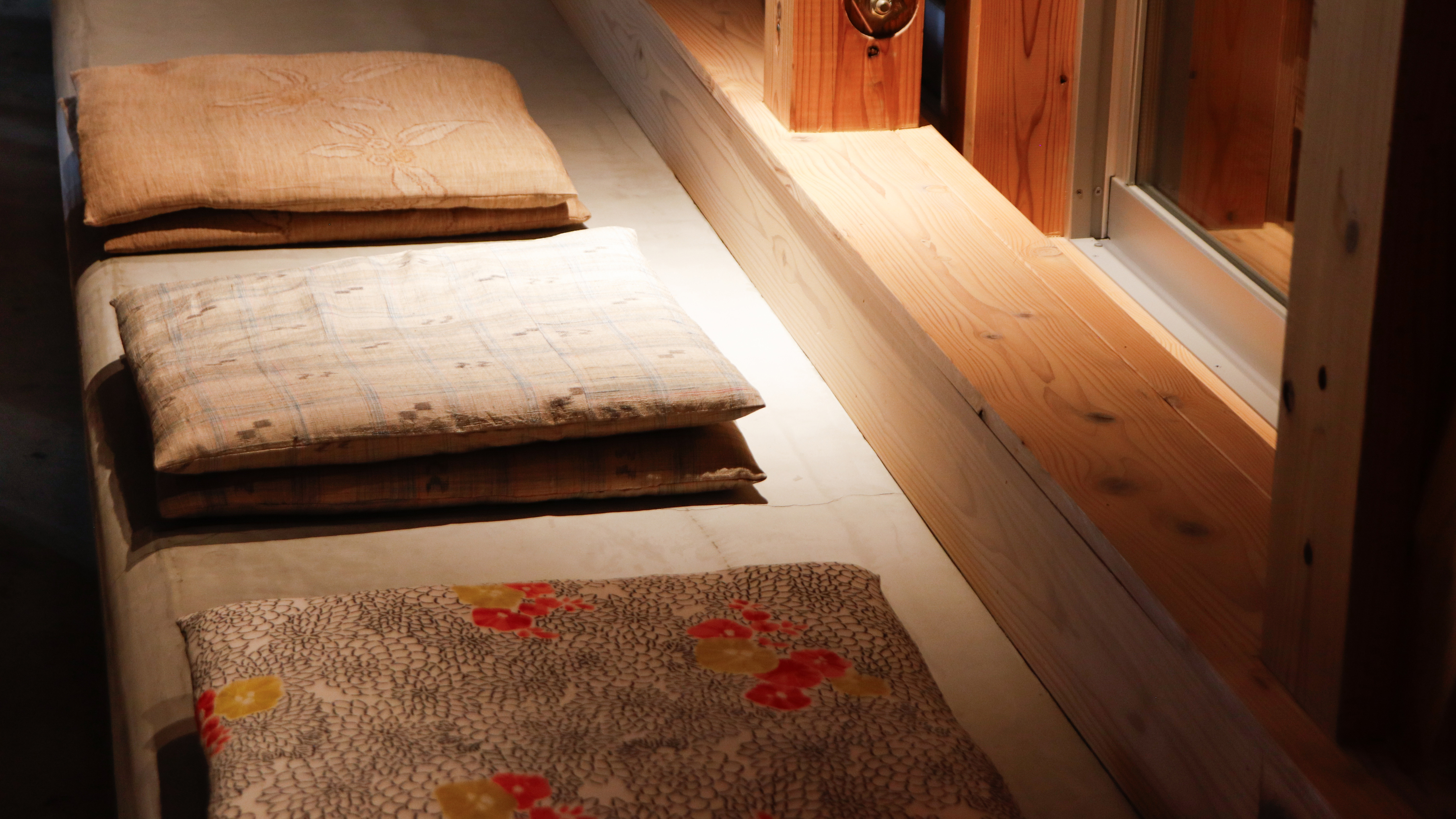 ・【フロント】夜の雰囲気