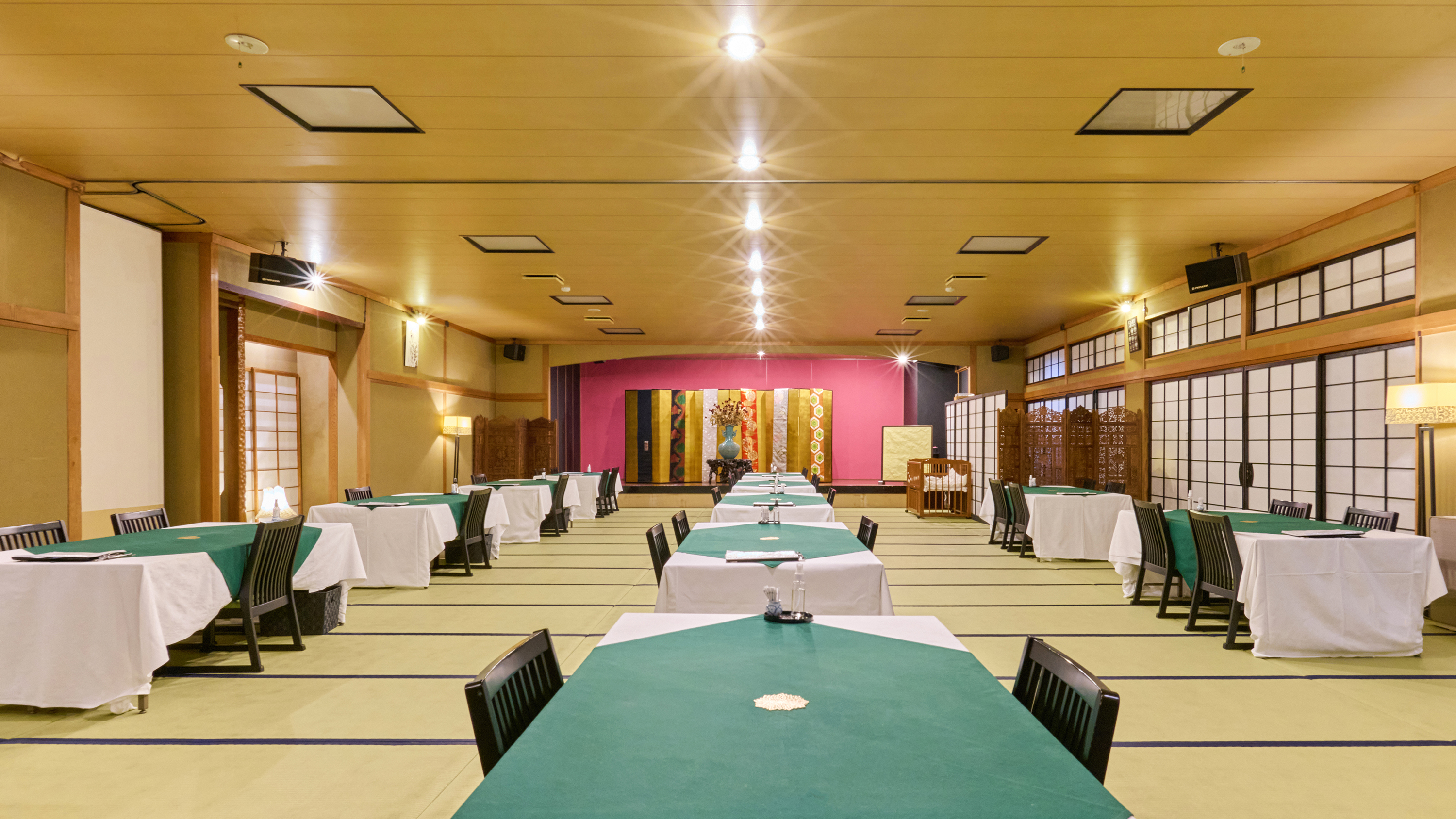 Dining"円"en