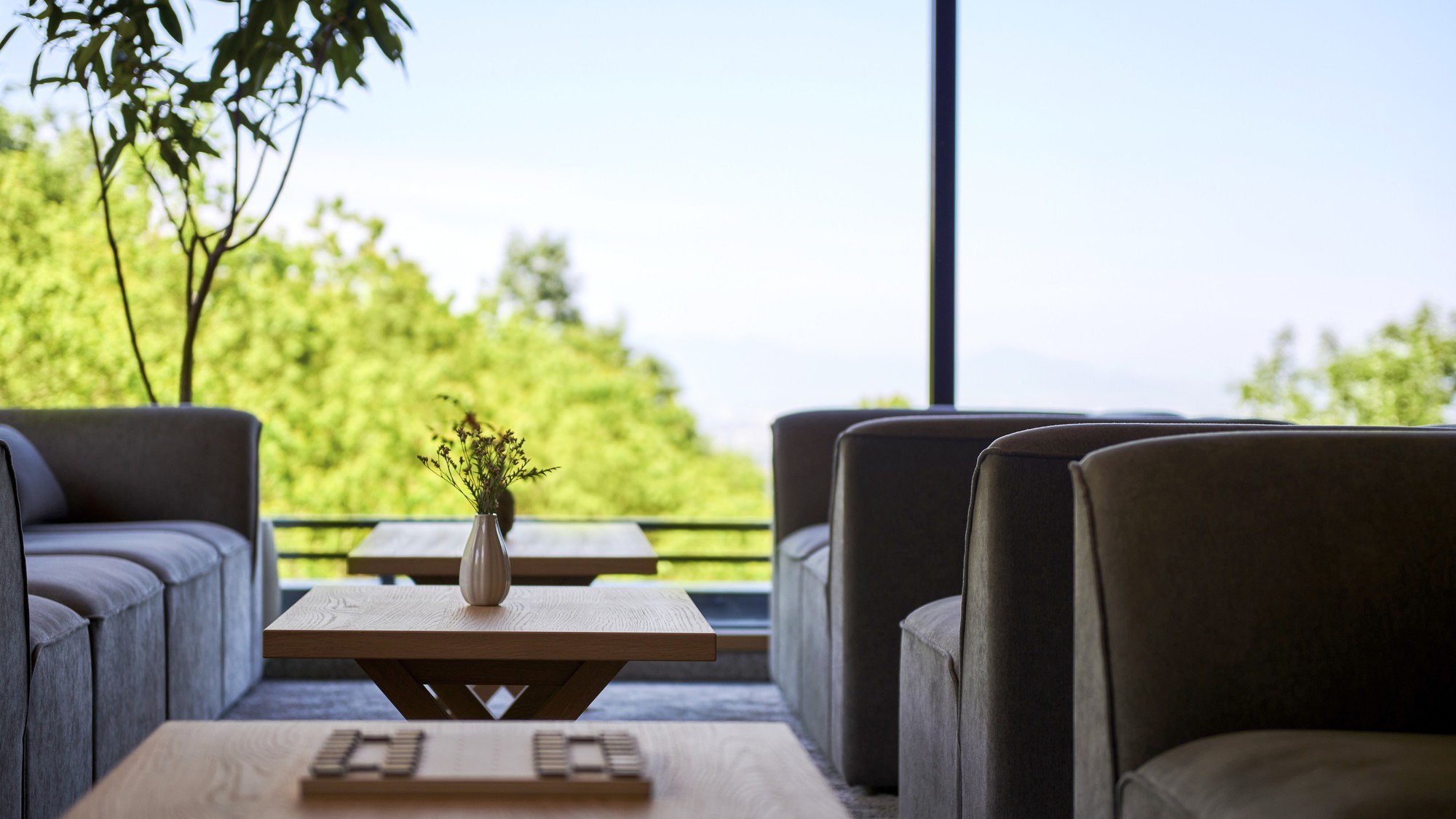 ゆったりとした空間。ボードゲームが置いてあり、楽しむこともできます。