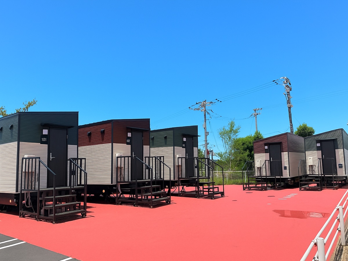 10月29日よりオープンするコンテナホテル外観です。