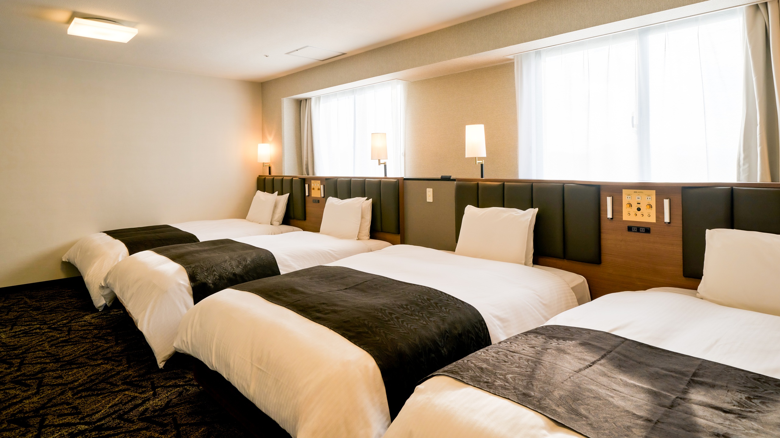 フォースルーム