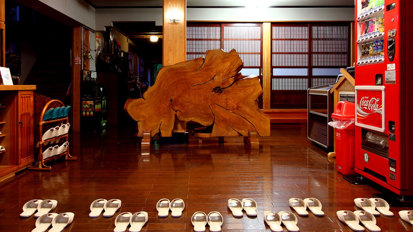 【素泊まり】雲母温泉をとことん堪能♪お部屋でゆっくり晩酌★冷蔵庫に入っている飲み物は飲み放題！